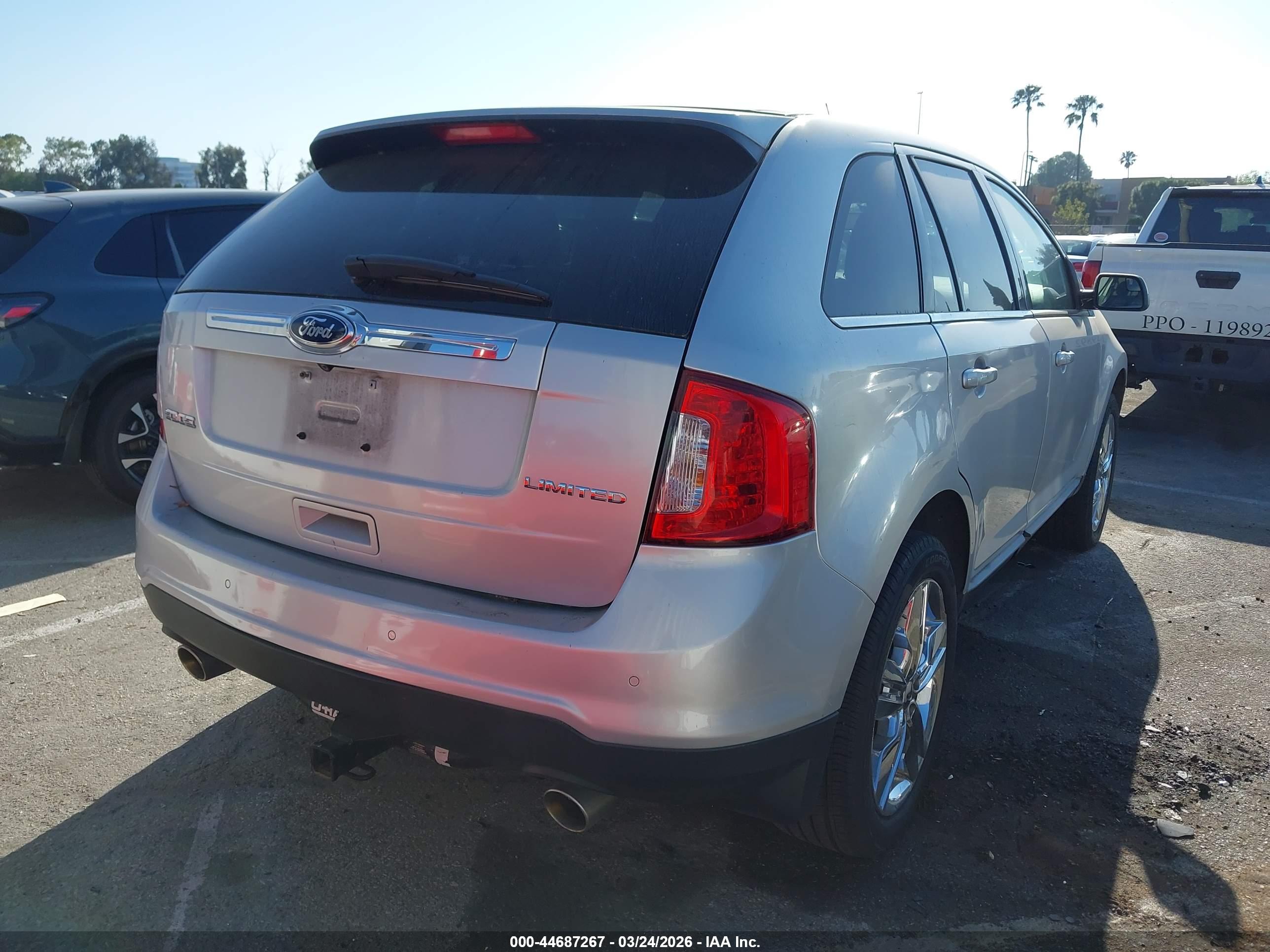 FORD EDGE image 4