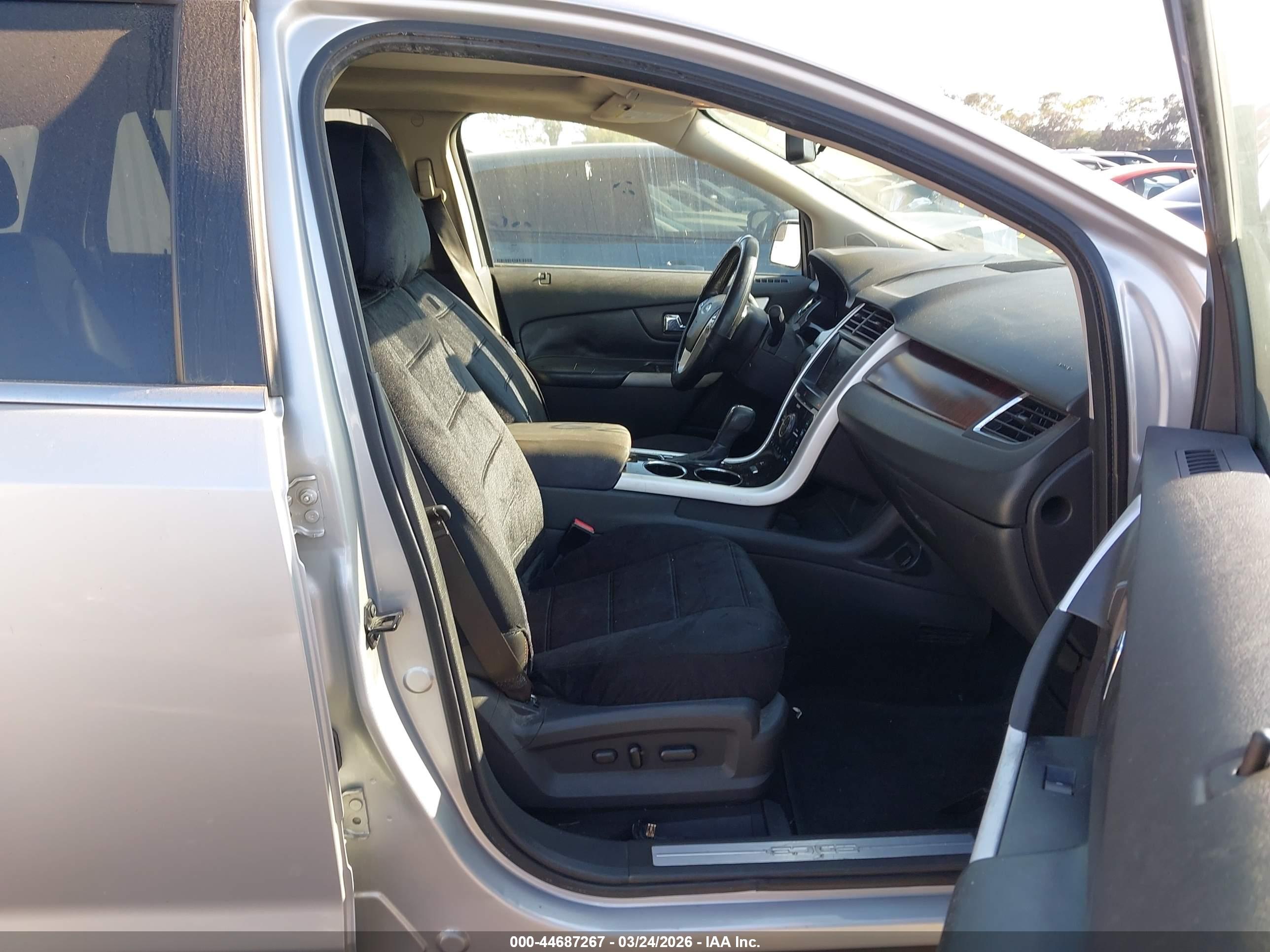 FORD EDGE image 5