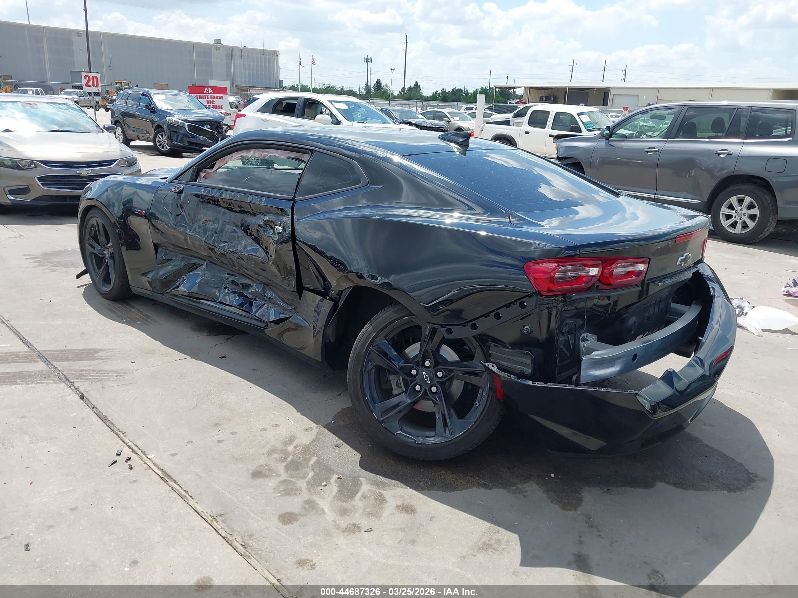 CHEVROLET CAMARO image 3