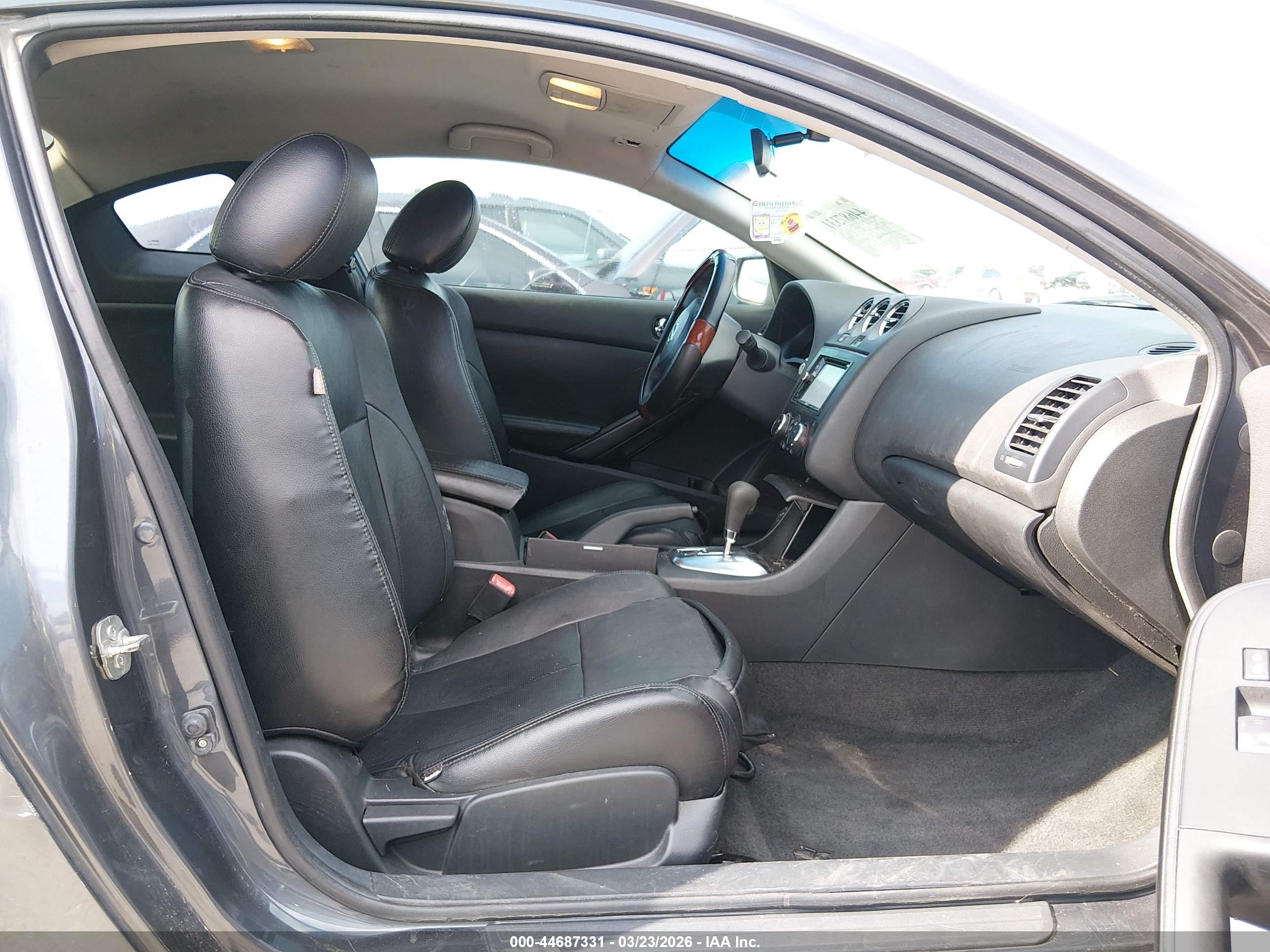 NISSAN ALTIMA image 5