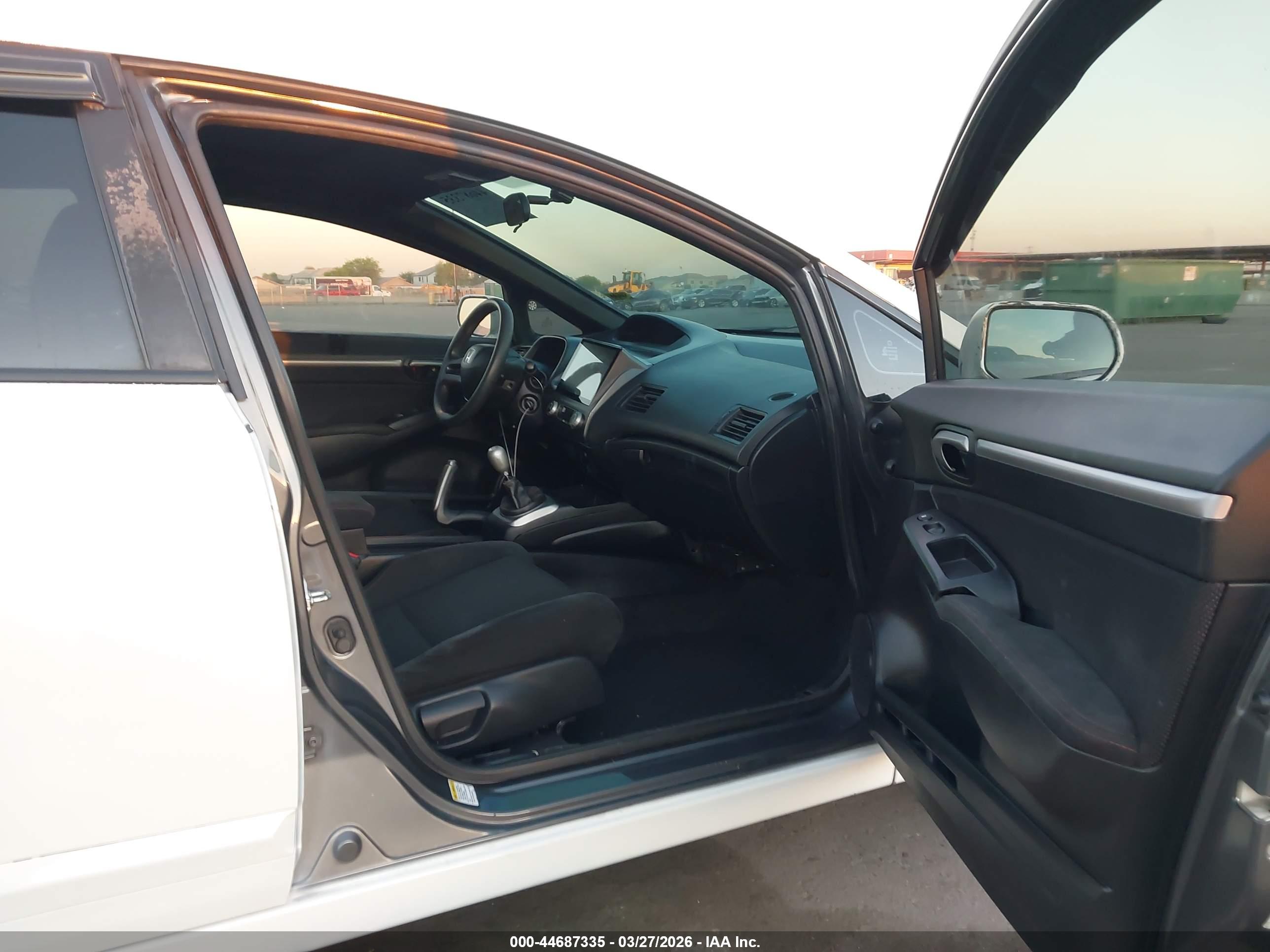 HONDA CIVIC image 5