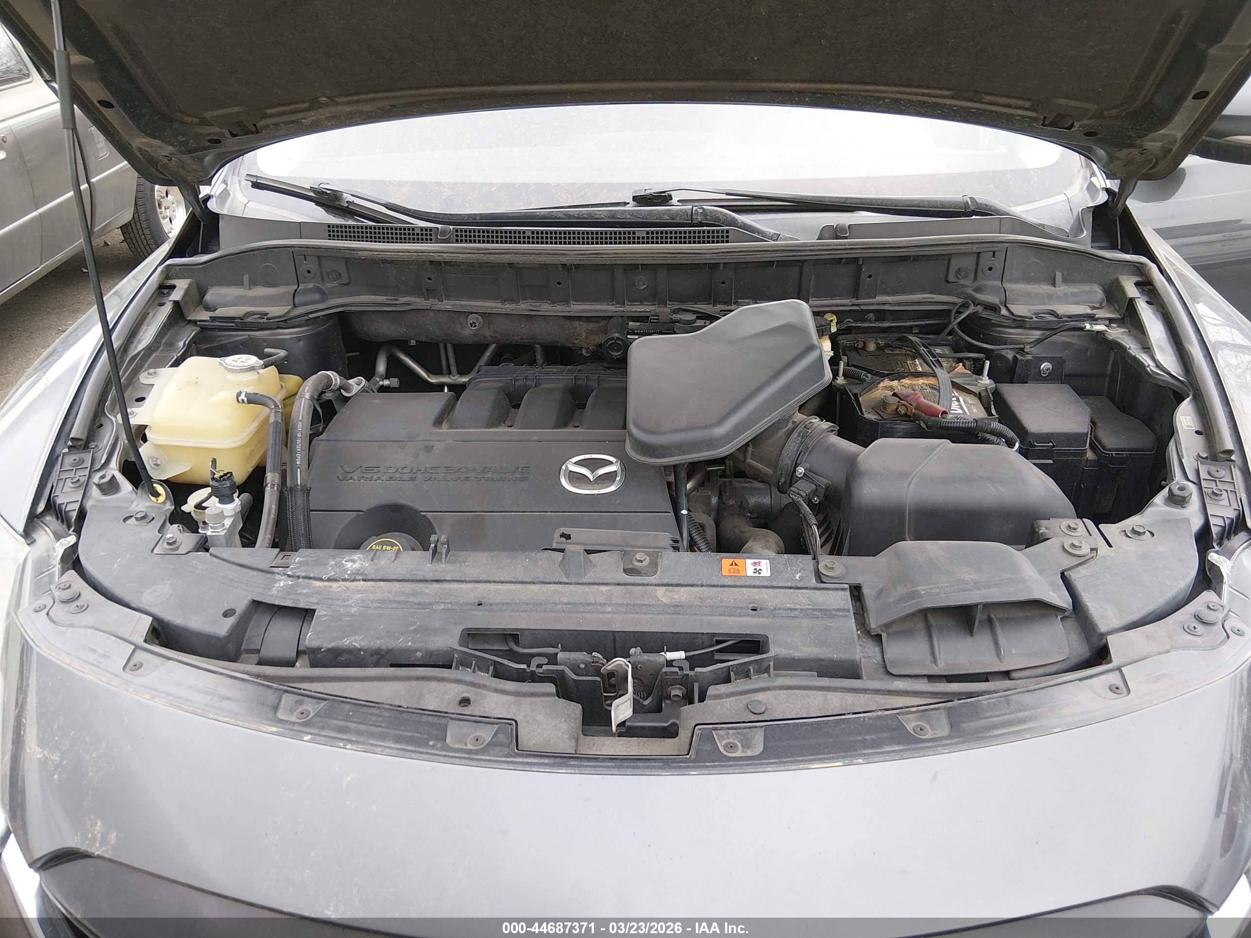 MAZDA CX-9 image 10