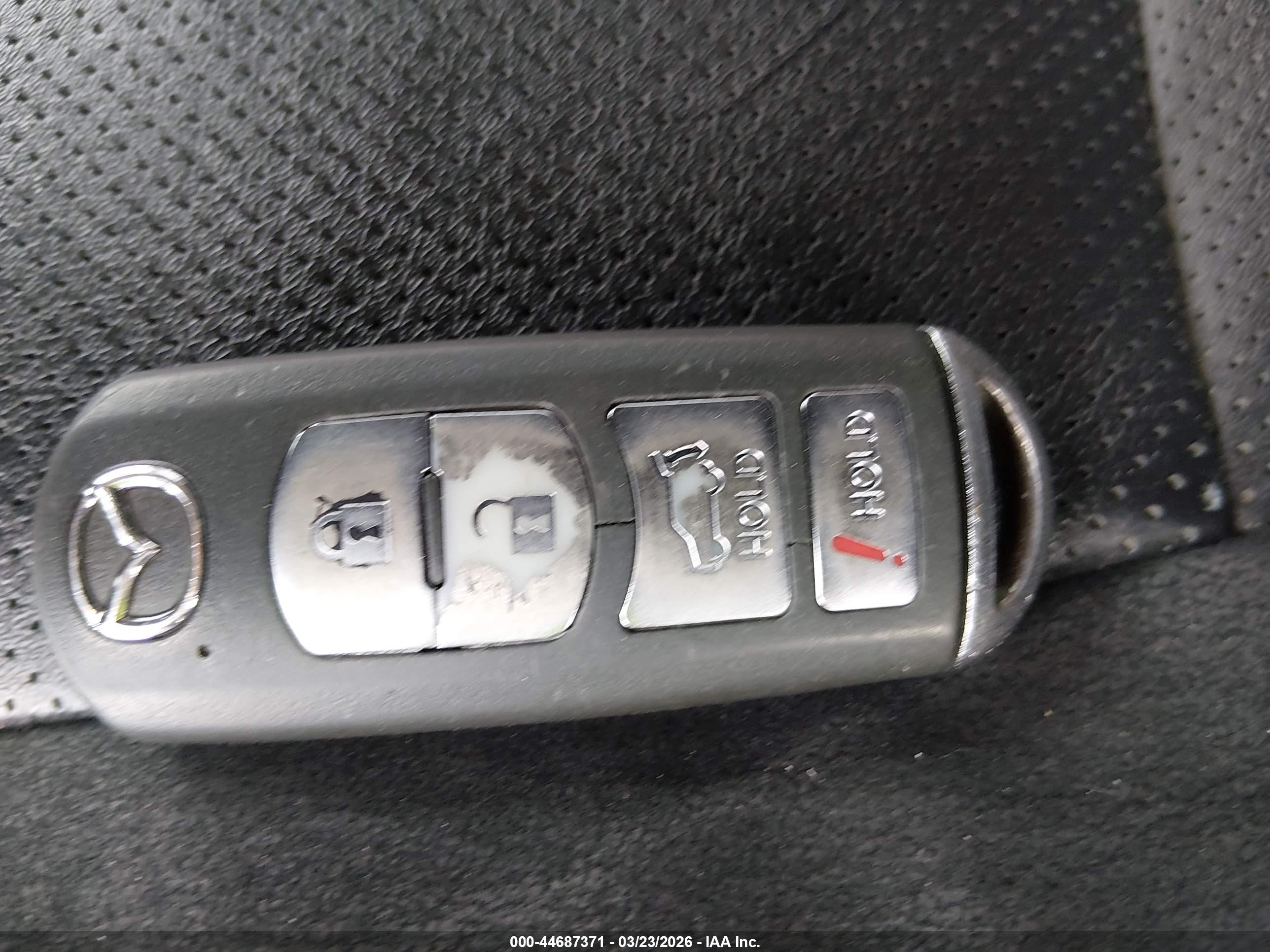 MAZDA CX-9 image 11