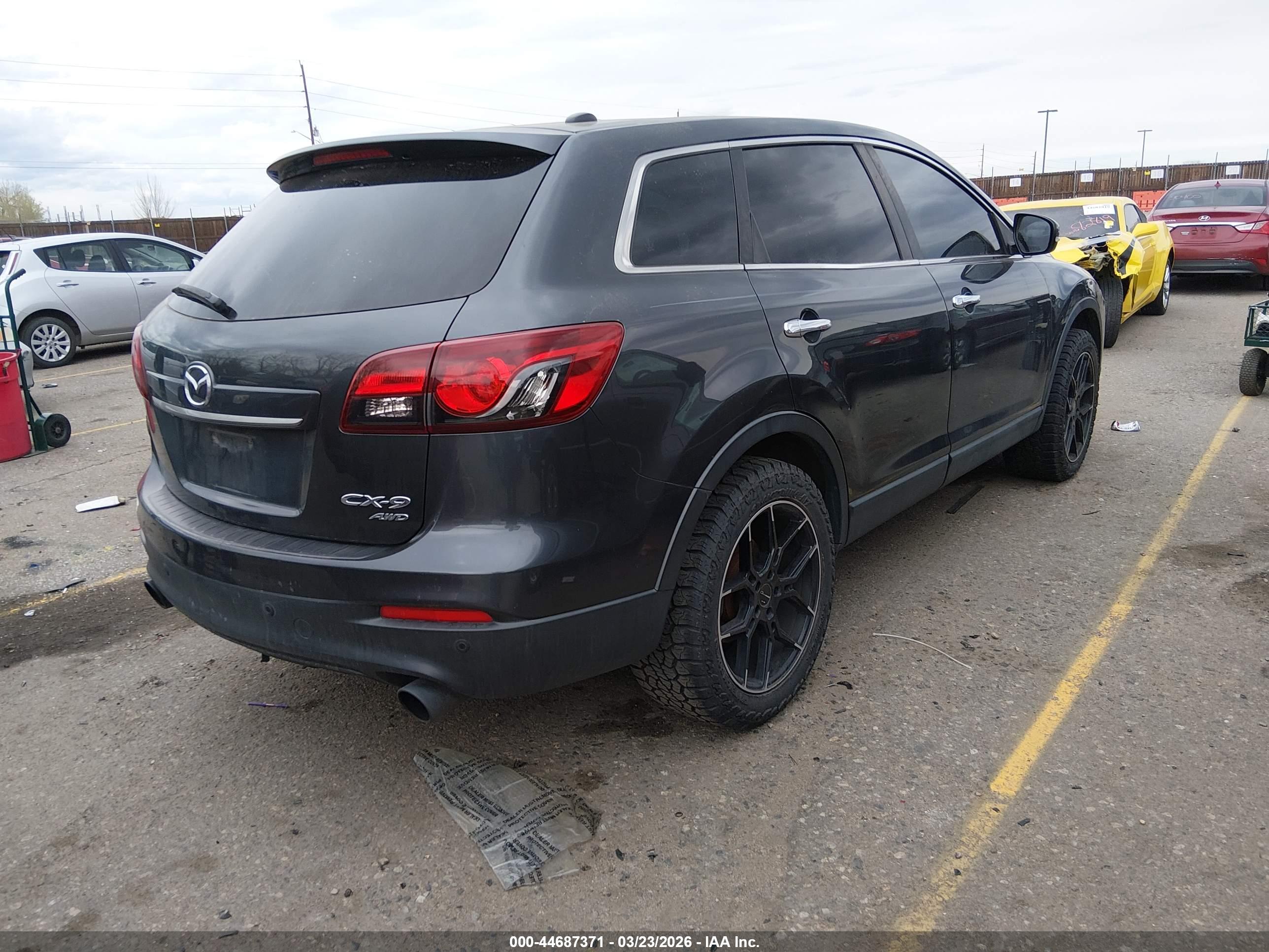MAZDA CX-9 image 4