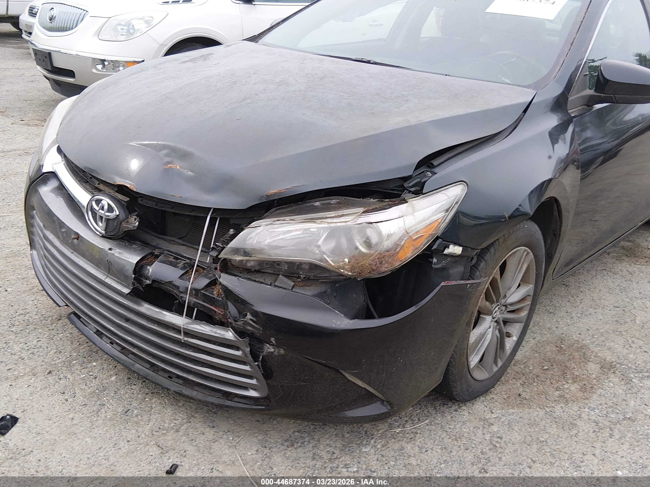 TOYOTA CAMRY image 6