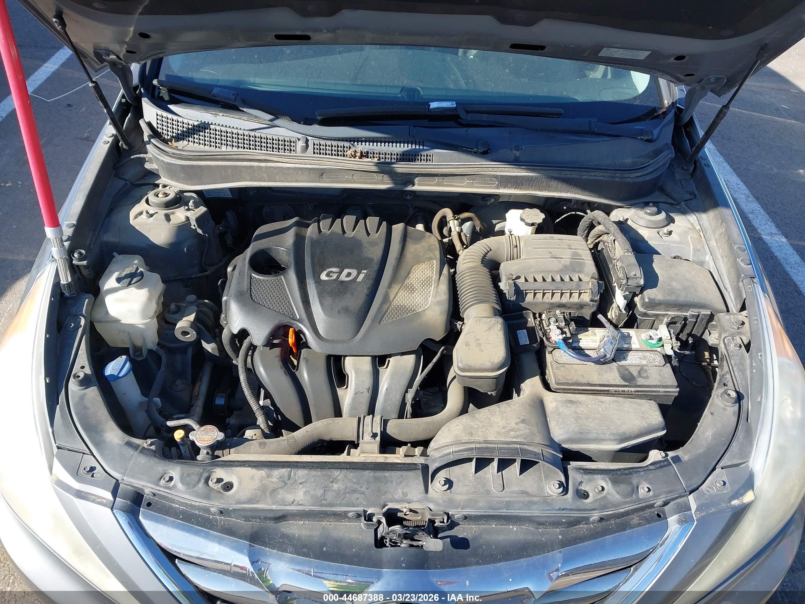 HYUNDAI SONATA image 10