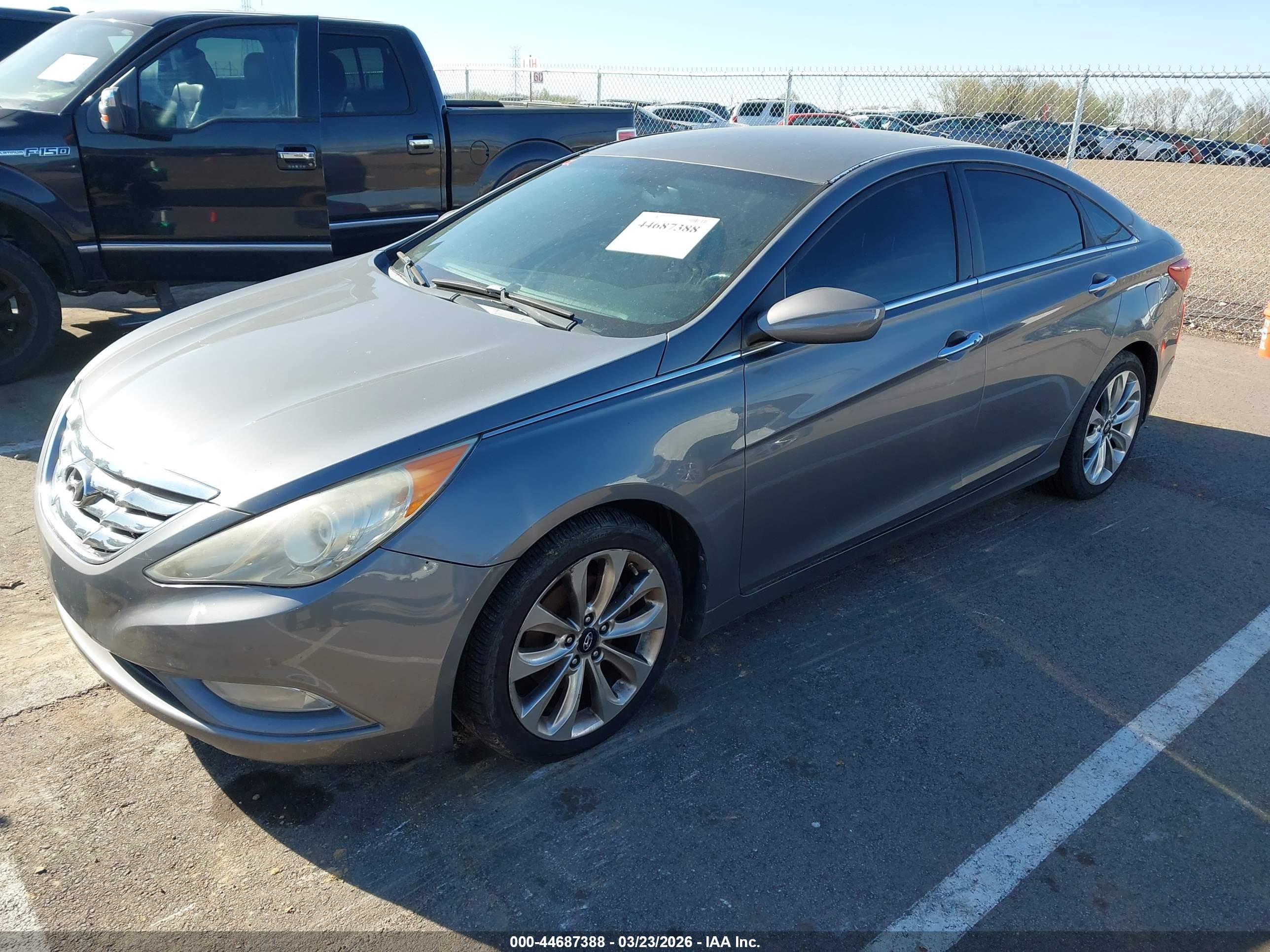 HYUNDAI SONATA image 2