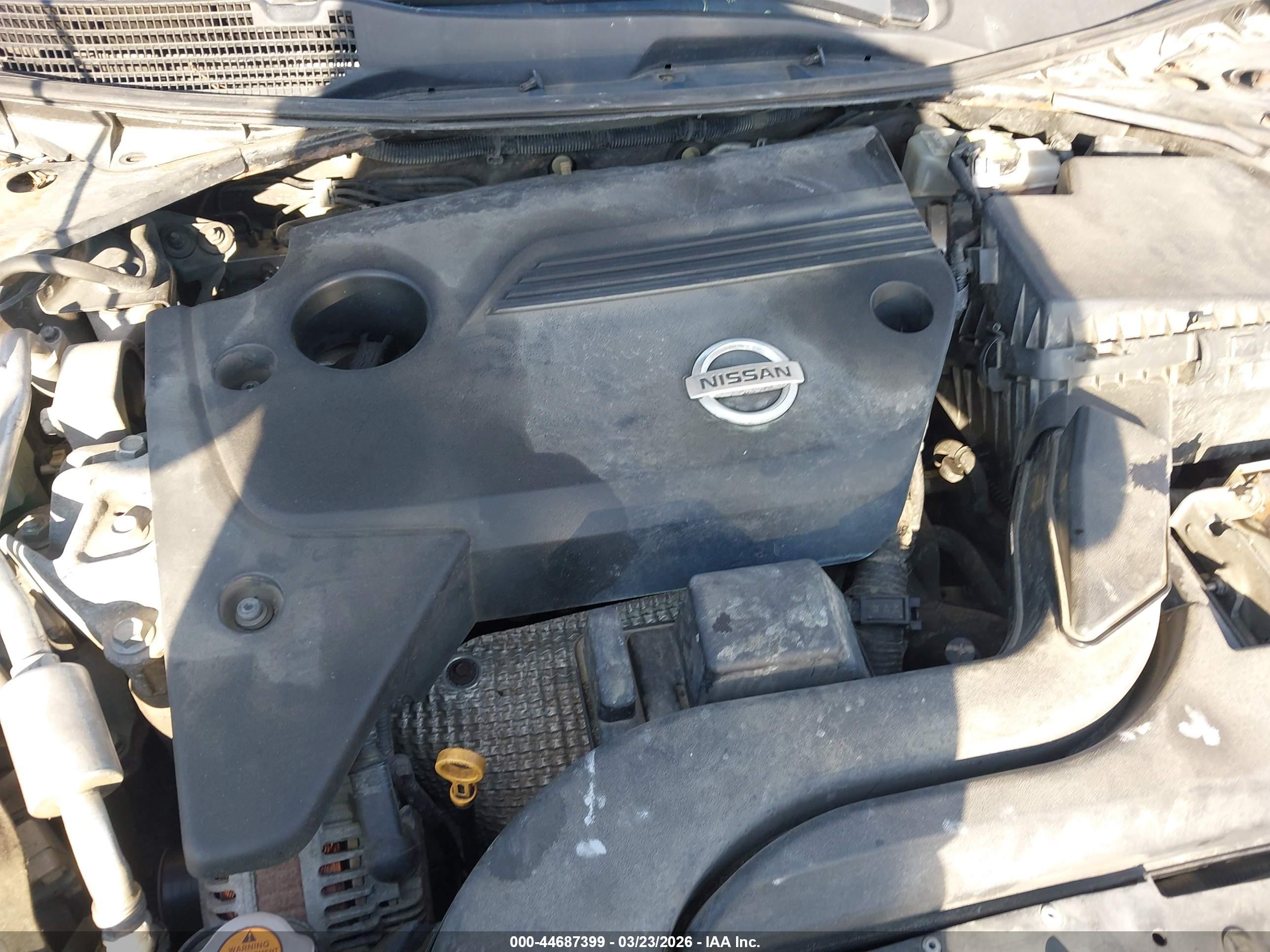 NISSAN ALTIMA image 10