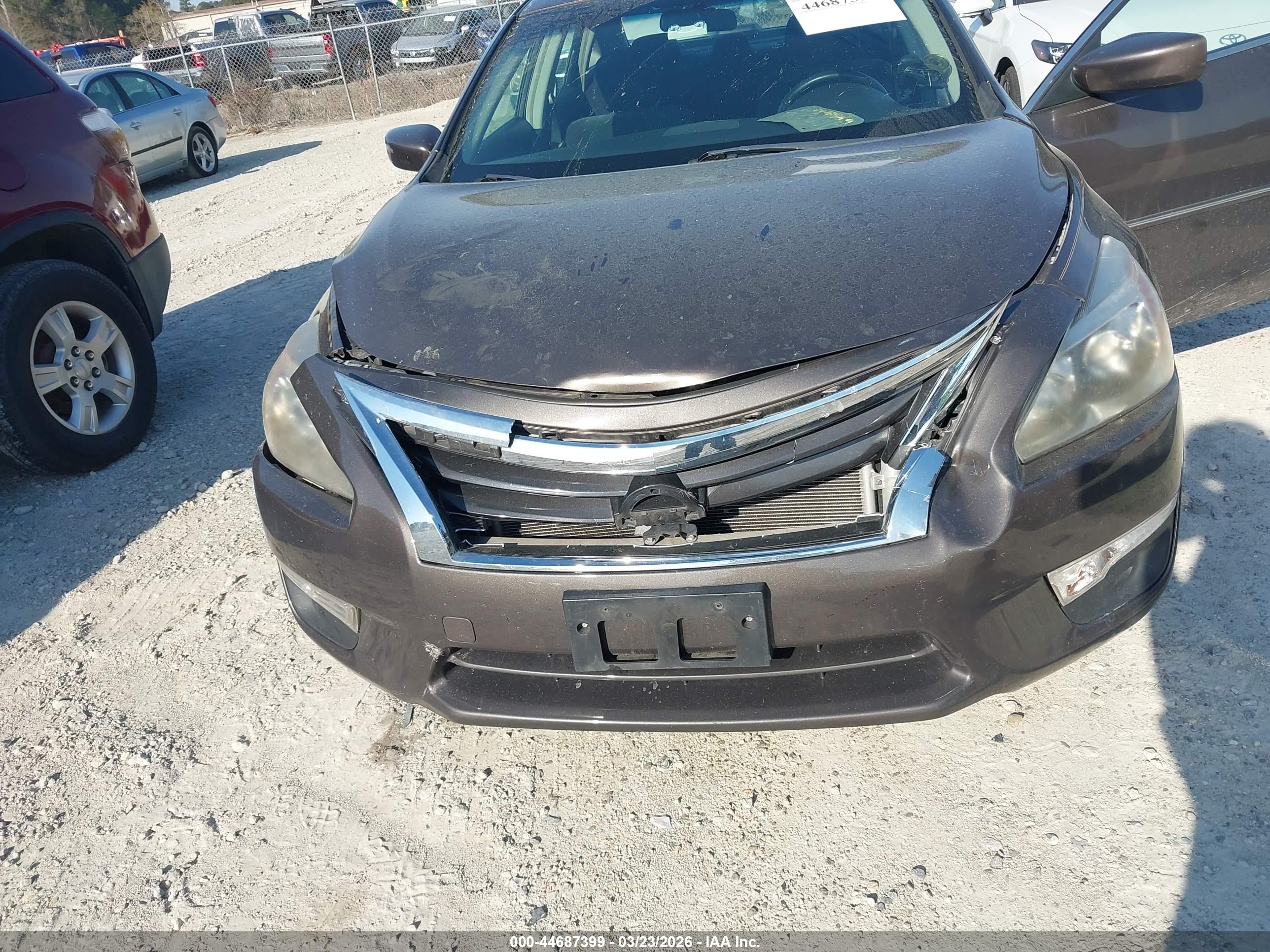 NISSAN ALTIMA image 6