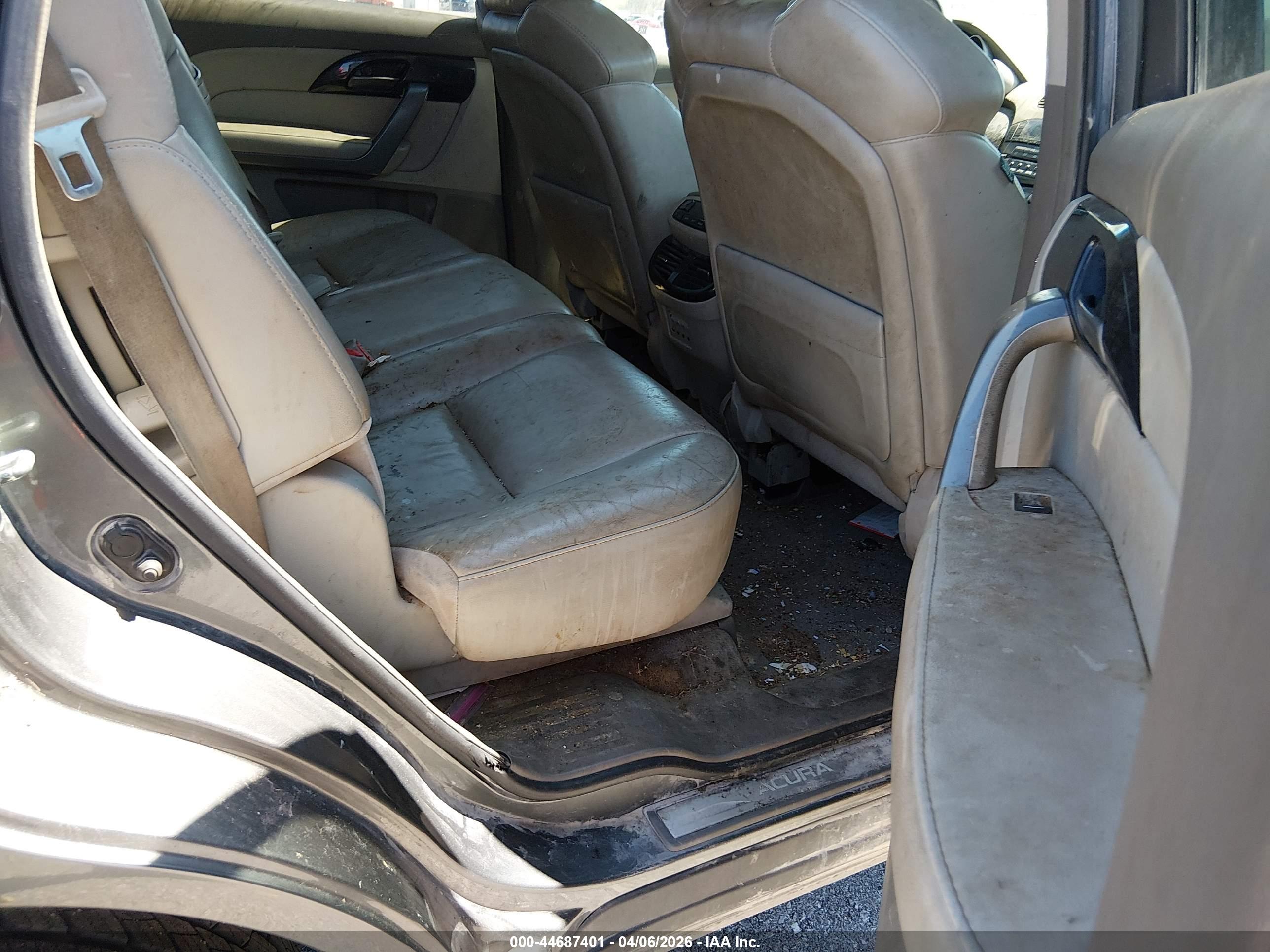 ACURA MDX image 8