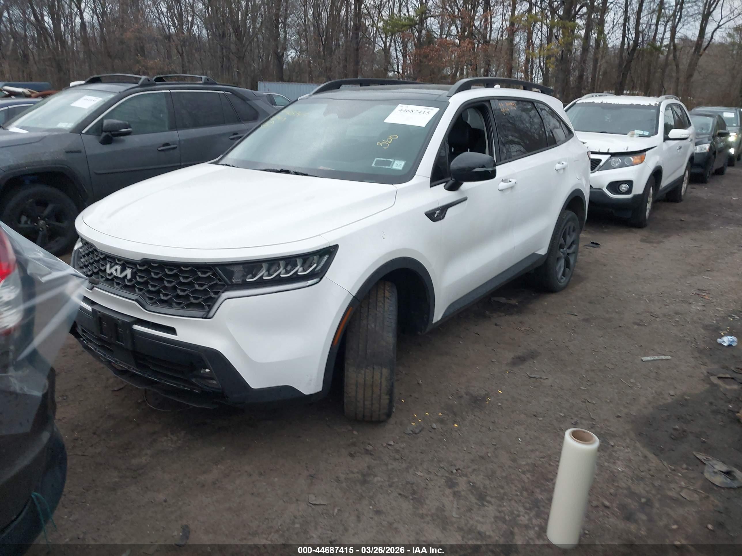 KIA SORENTO image 2