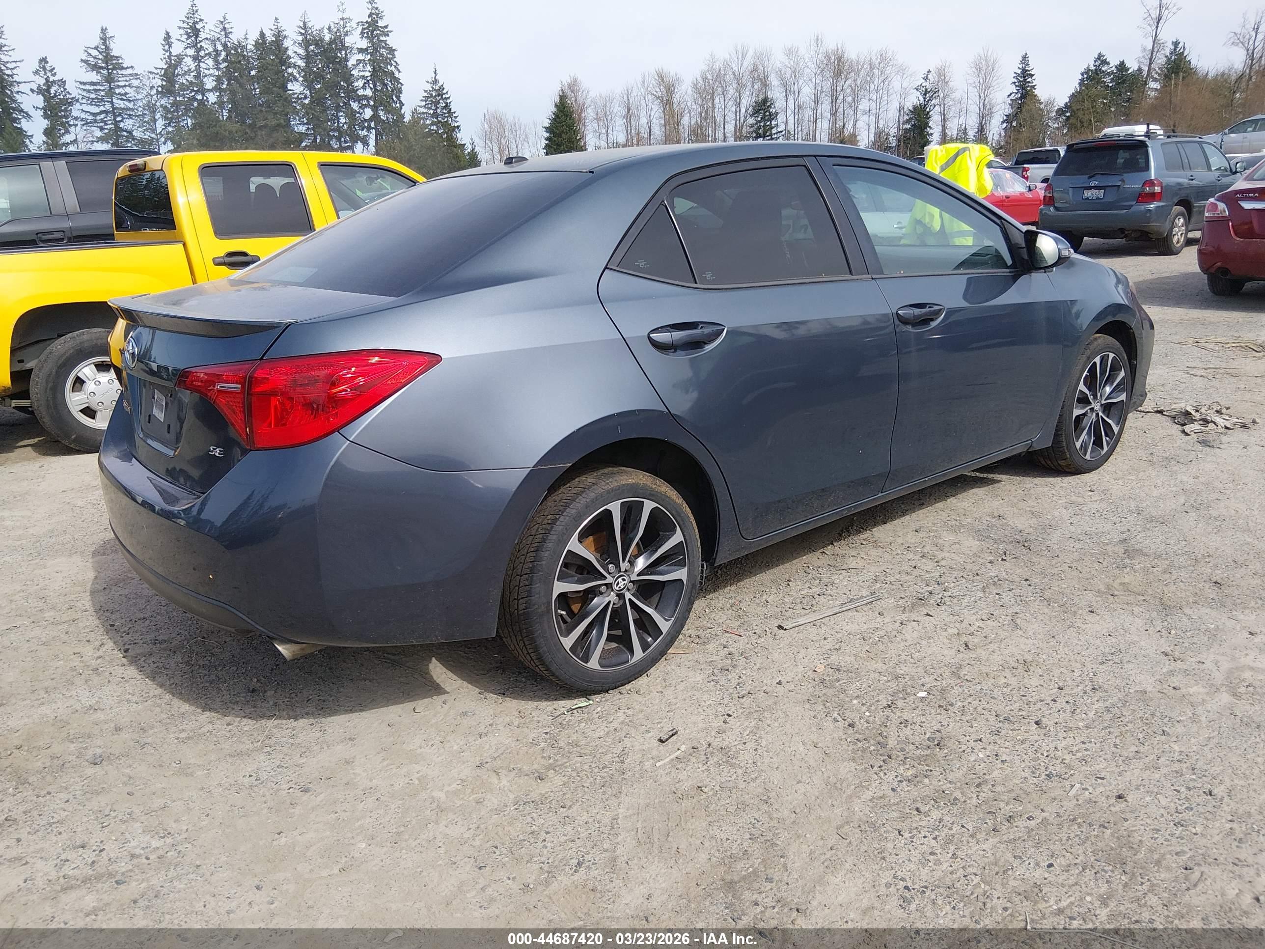 TOYOTA COROLLA image 4