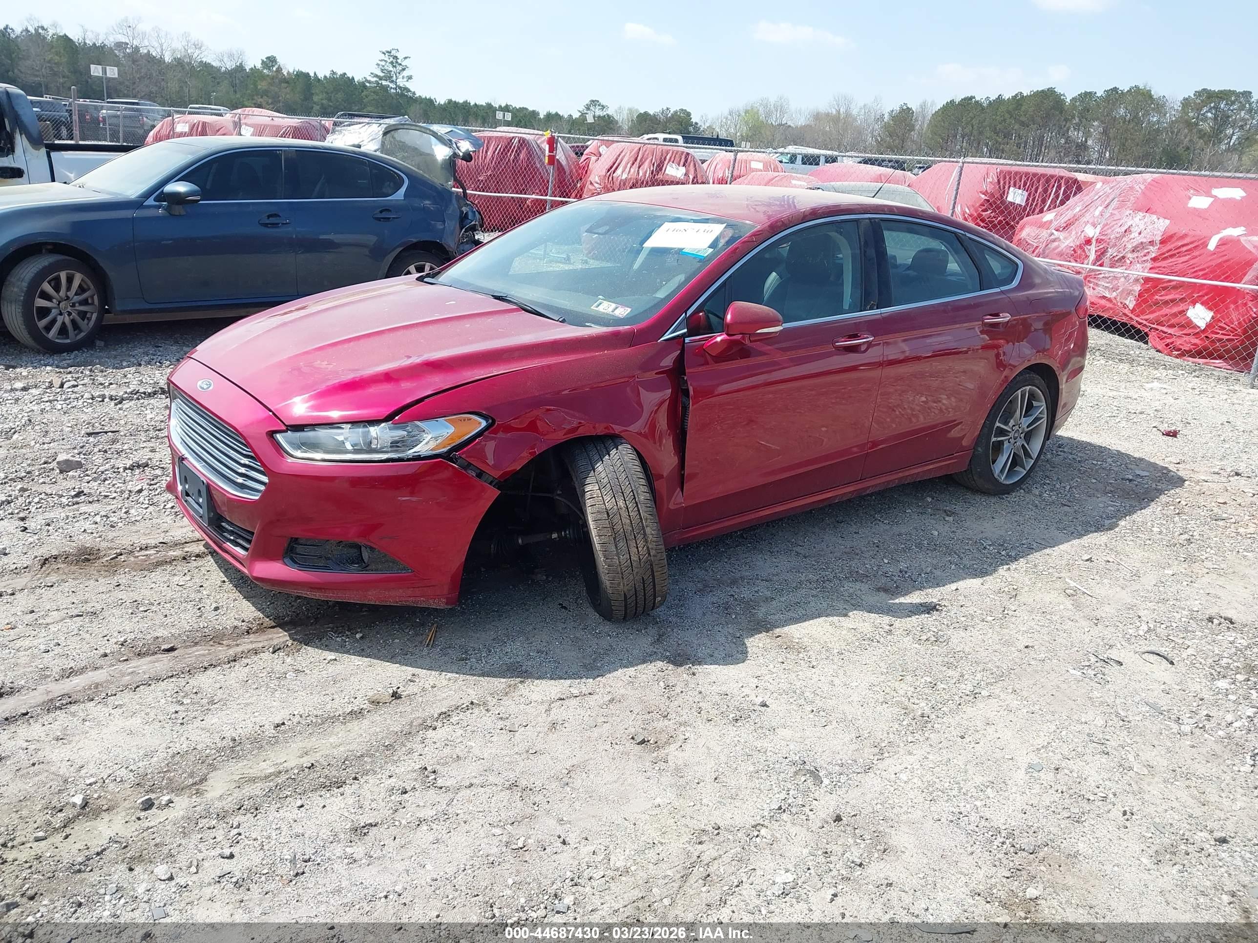 FORD FUSION image 2