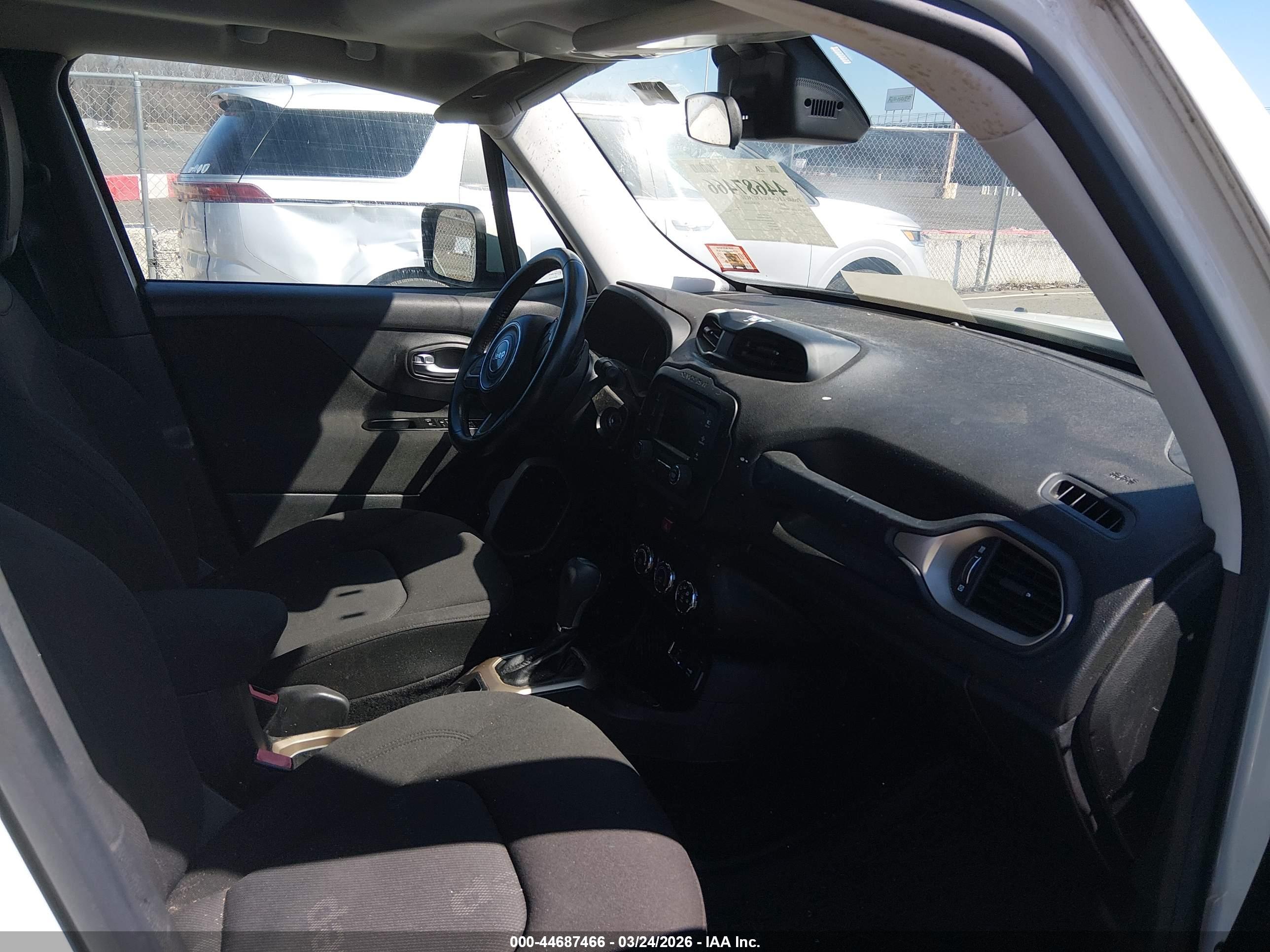 JEEP RENEGADE image 5