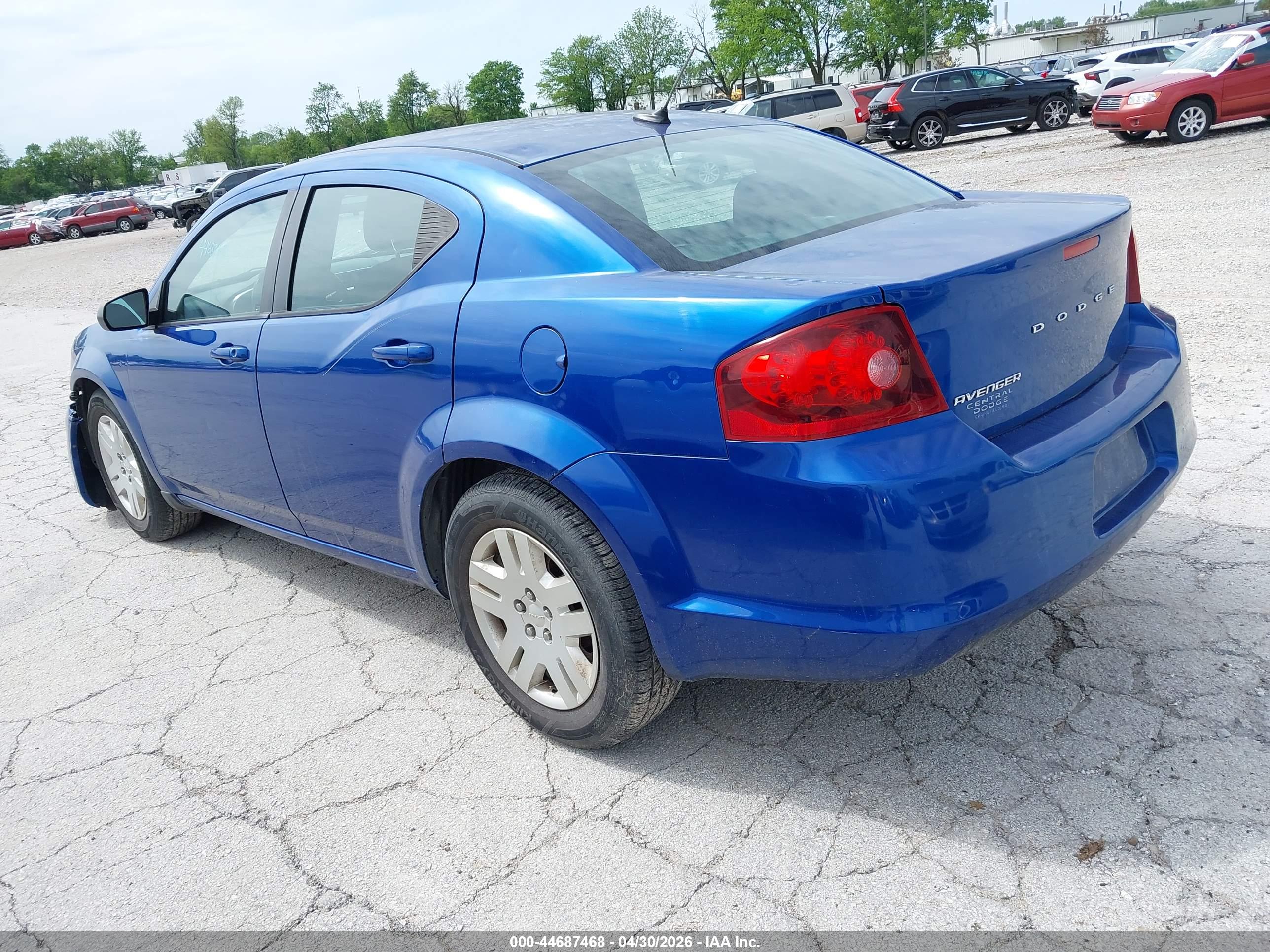 DODGE AVENGER image 3