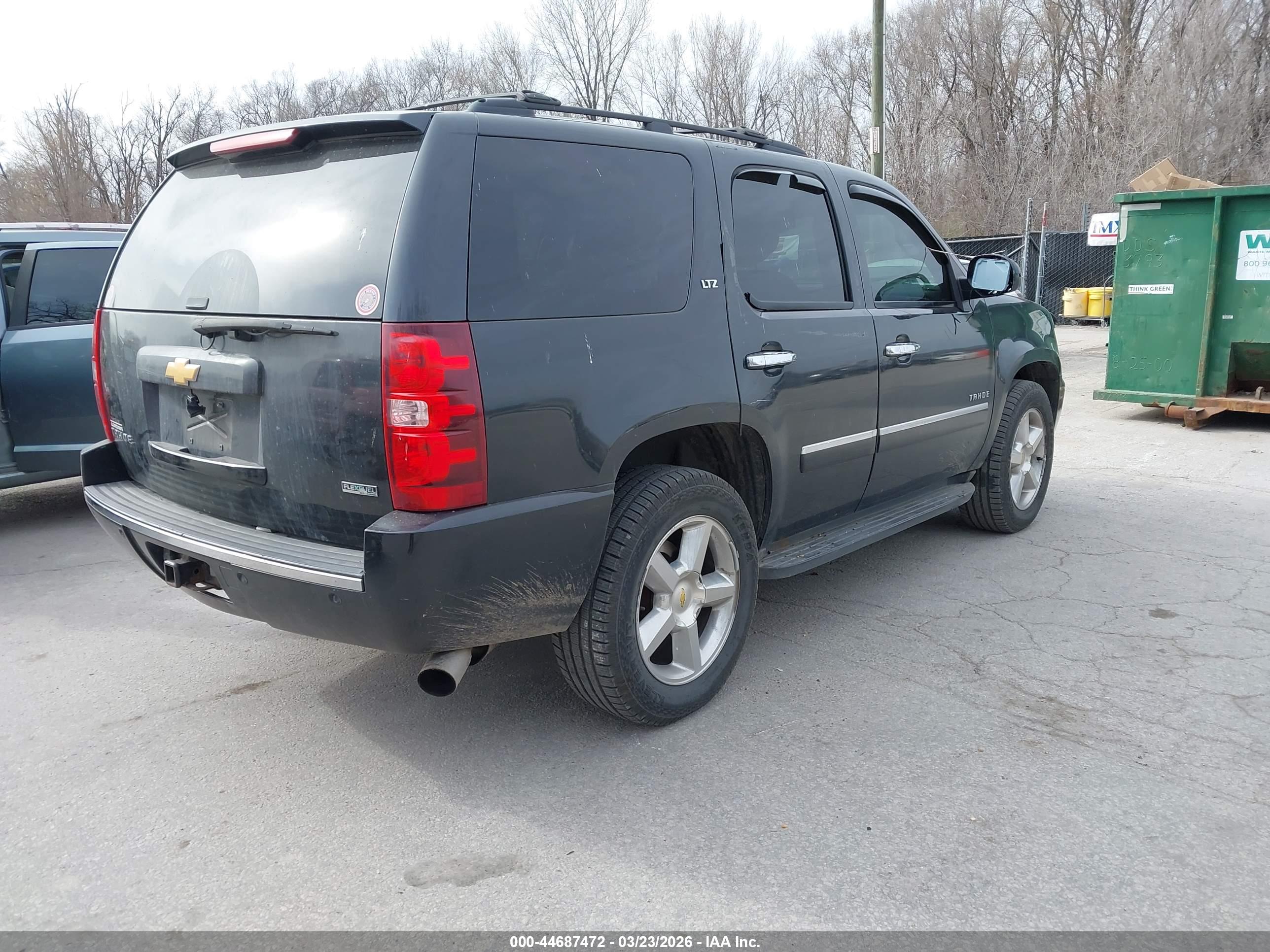 CHEVROLET TAHOE image 4