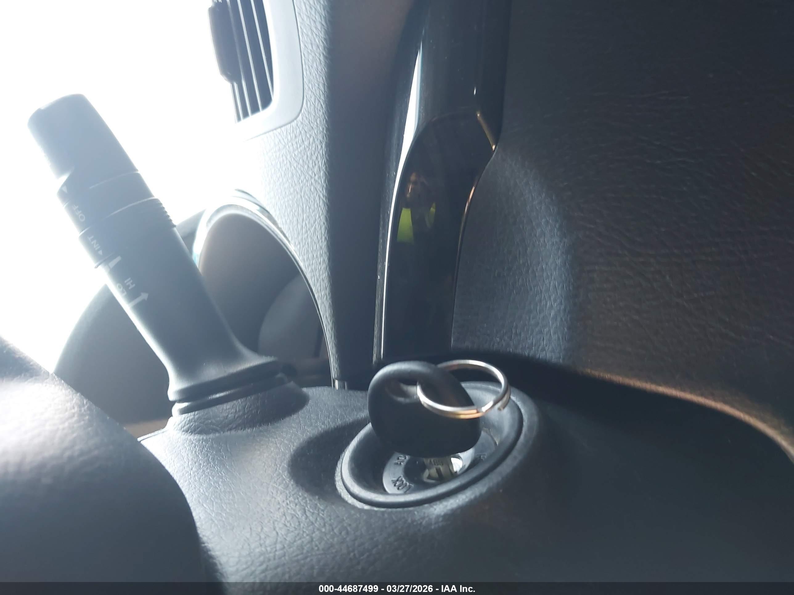 KIA SORENTO image 11