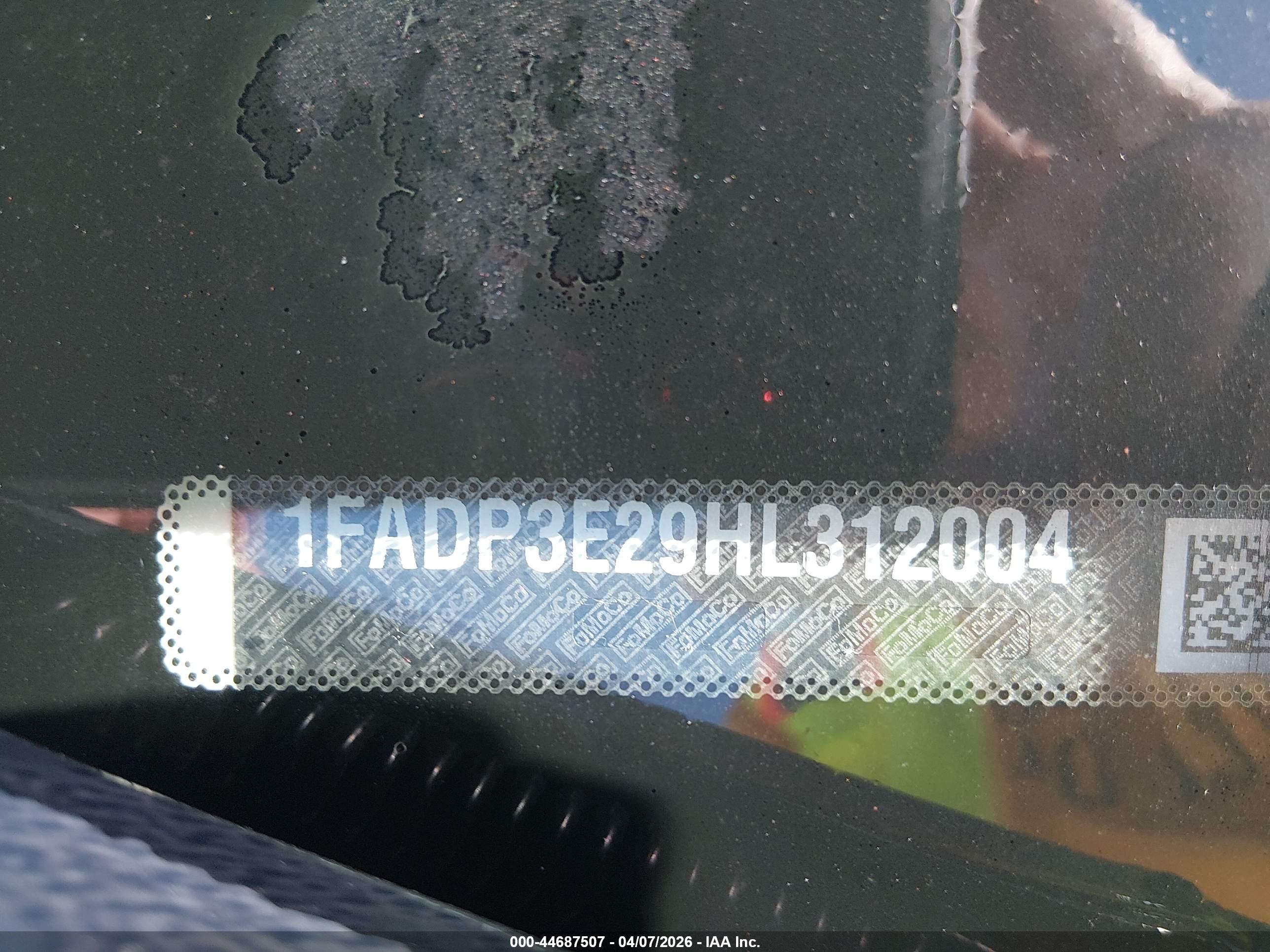 FORD FOCUS image 9