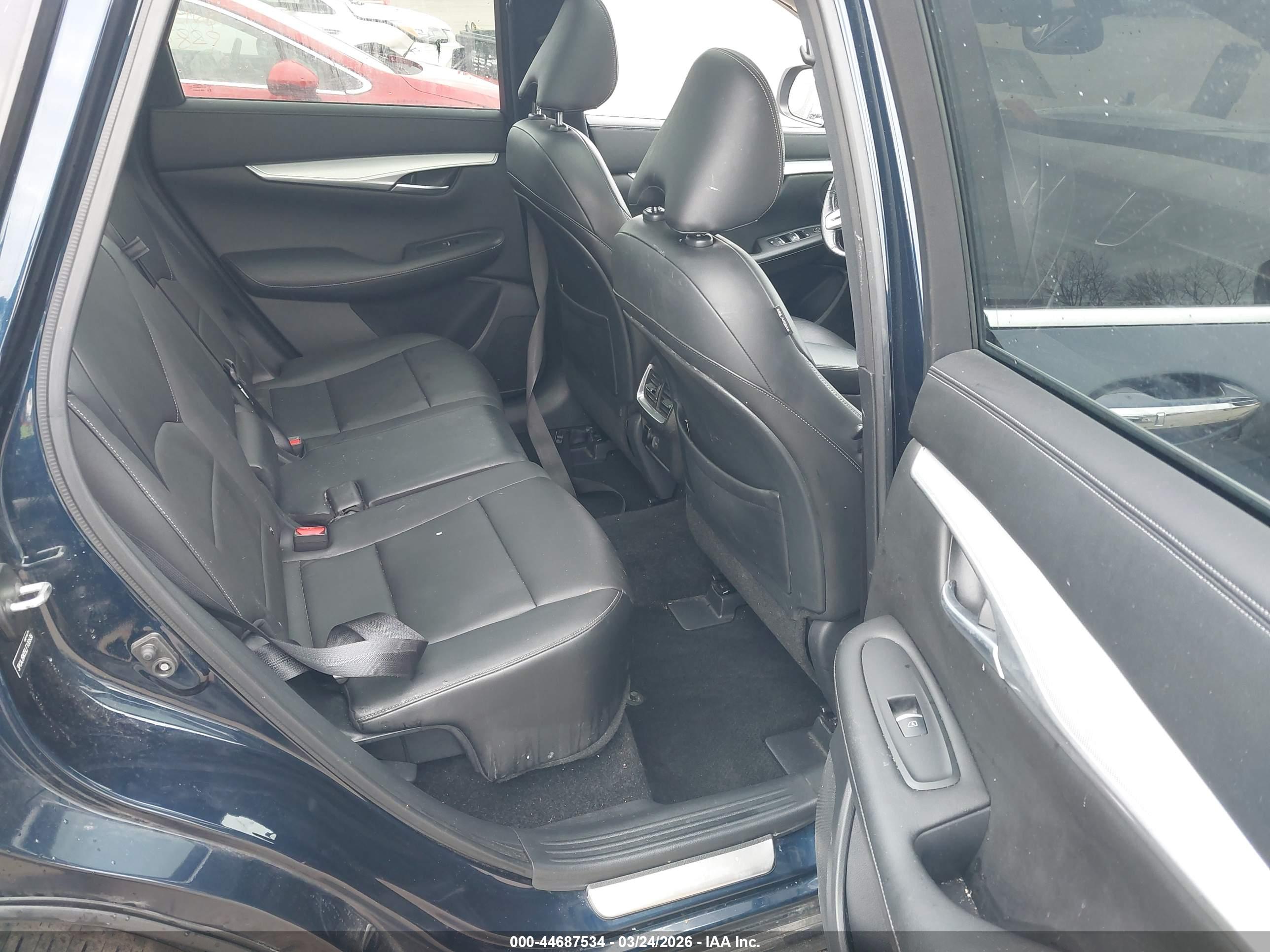 INFINITI QX50 image 8