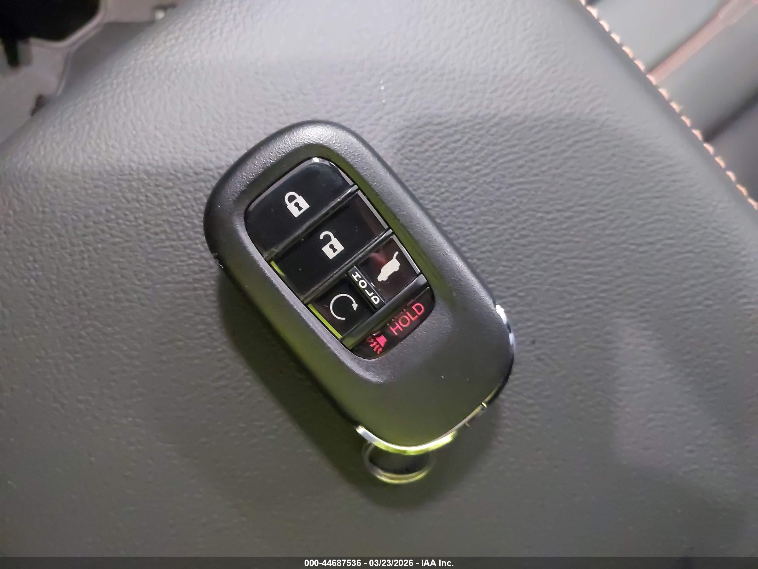 HONDA CR-V image 11