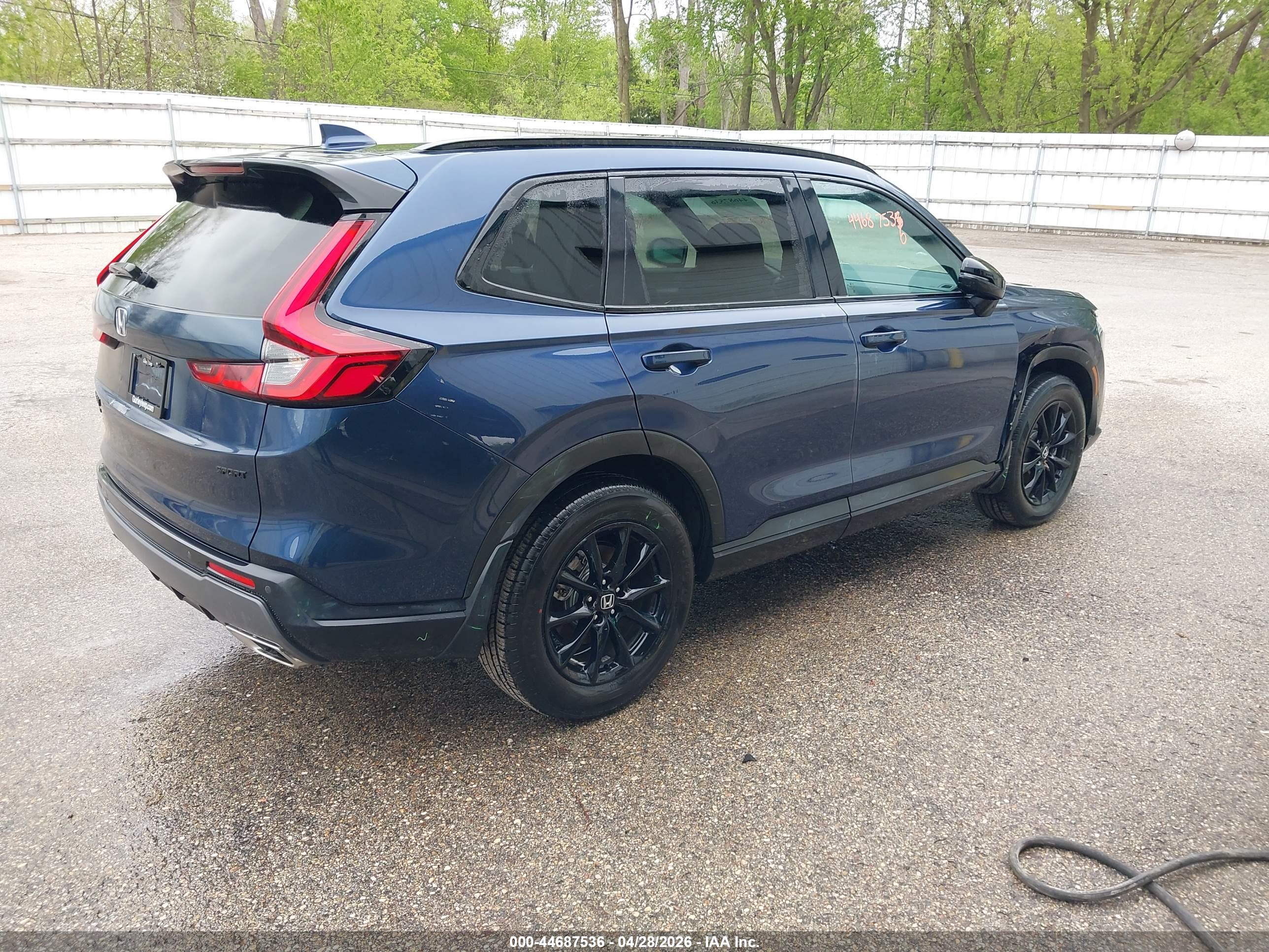 HONDA CR-V image 4