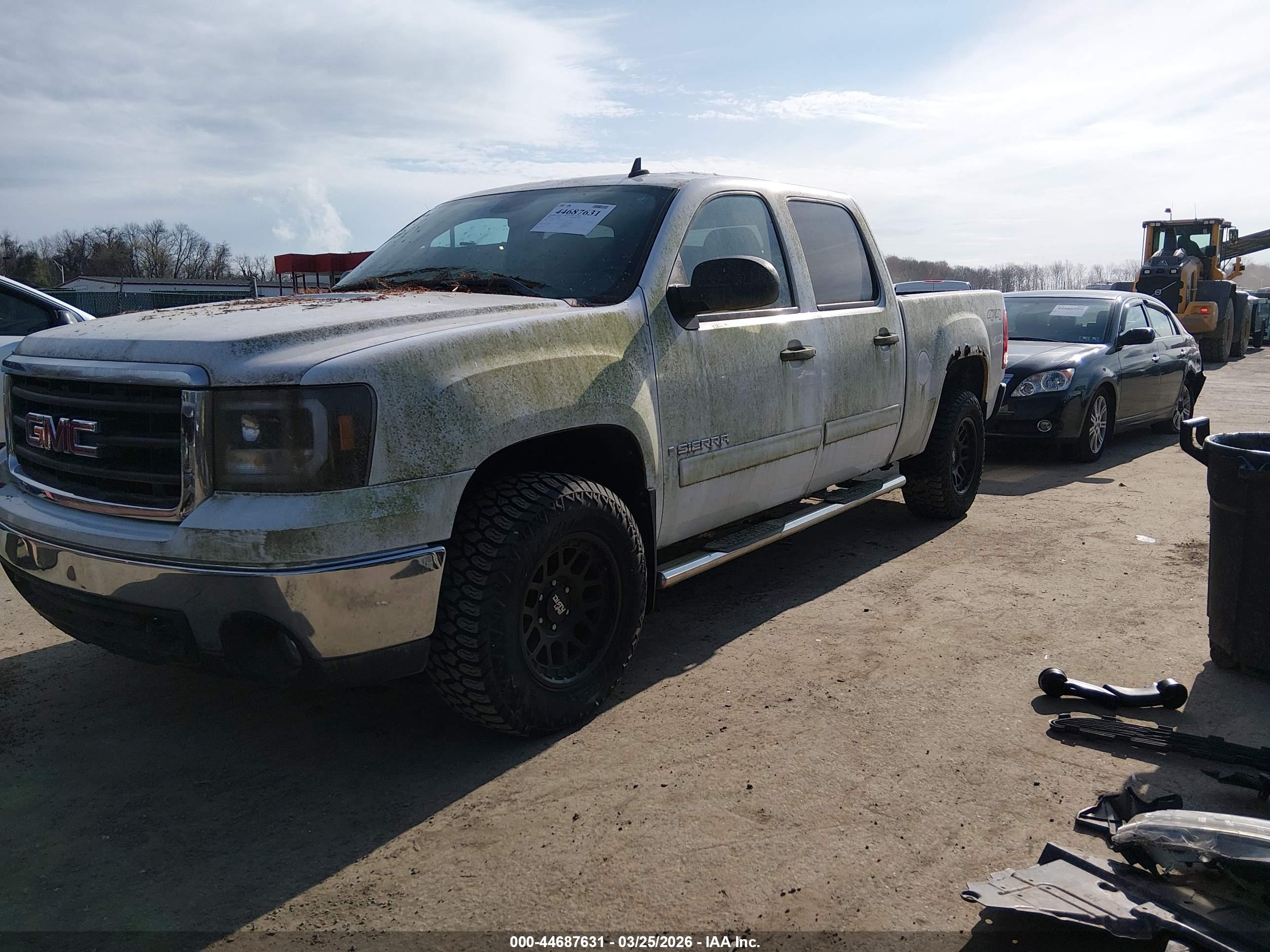GMC SIERRA image 2