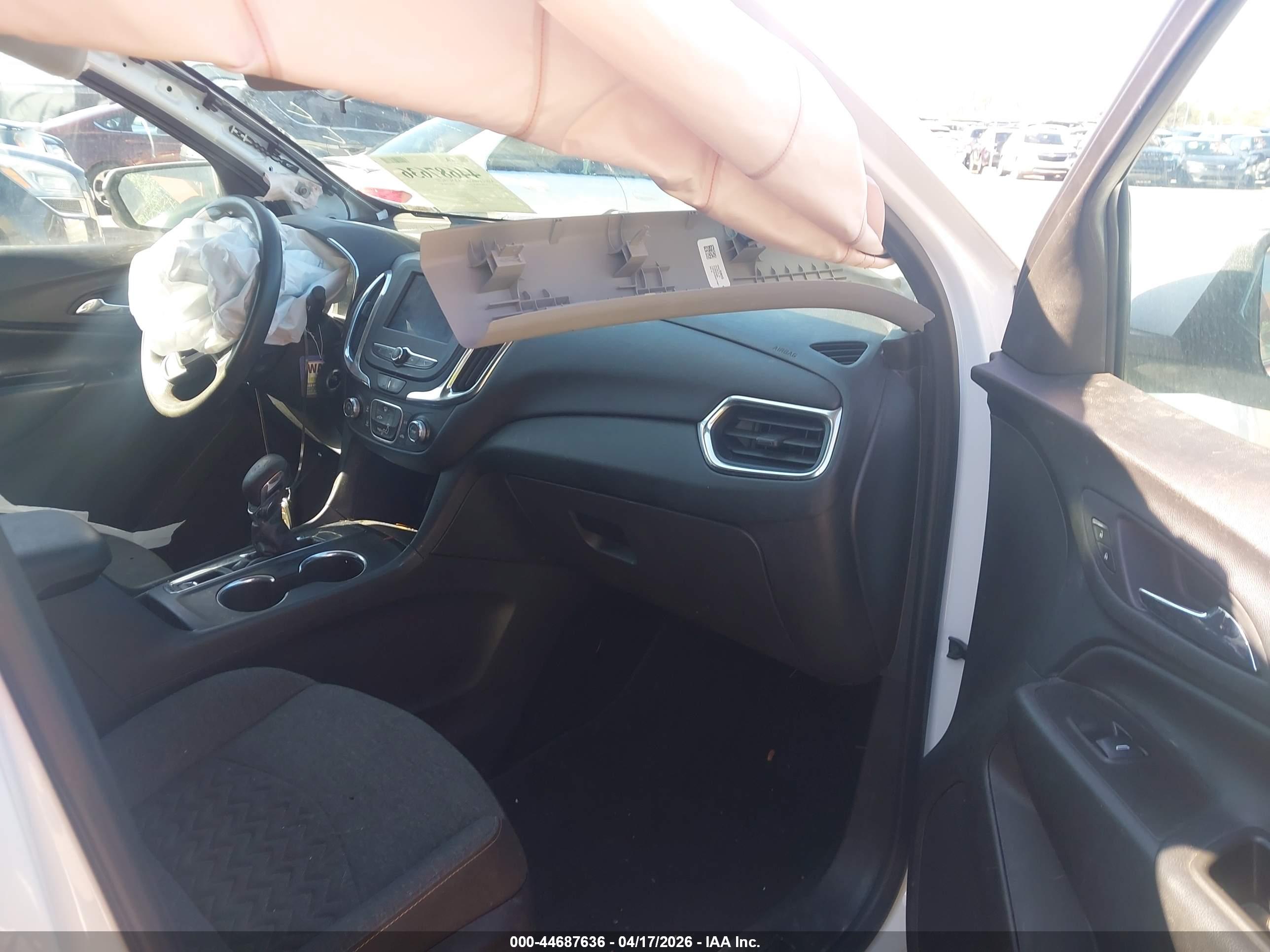 CHEVROLET EQUINOX image 5