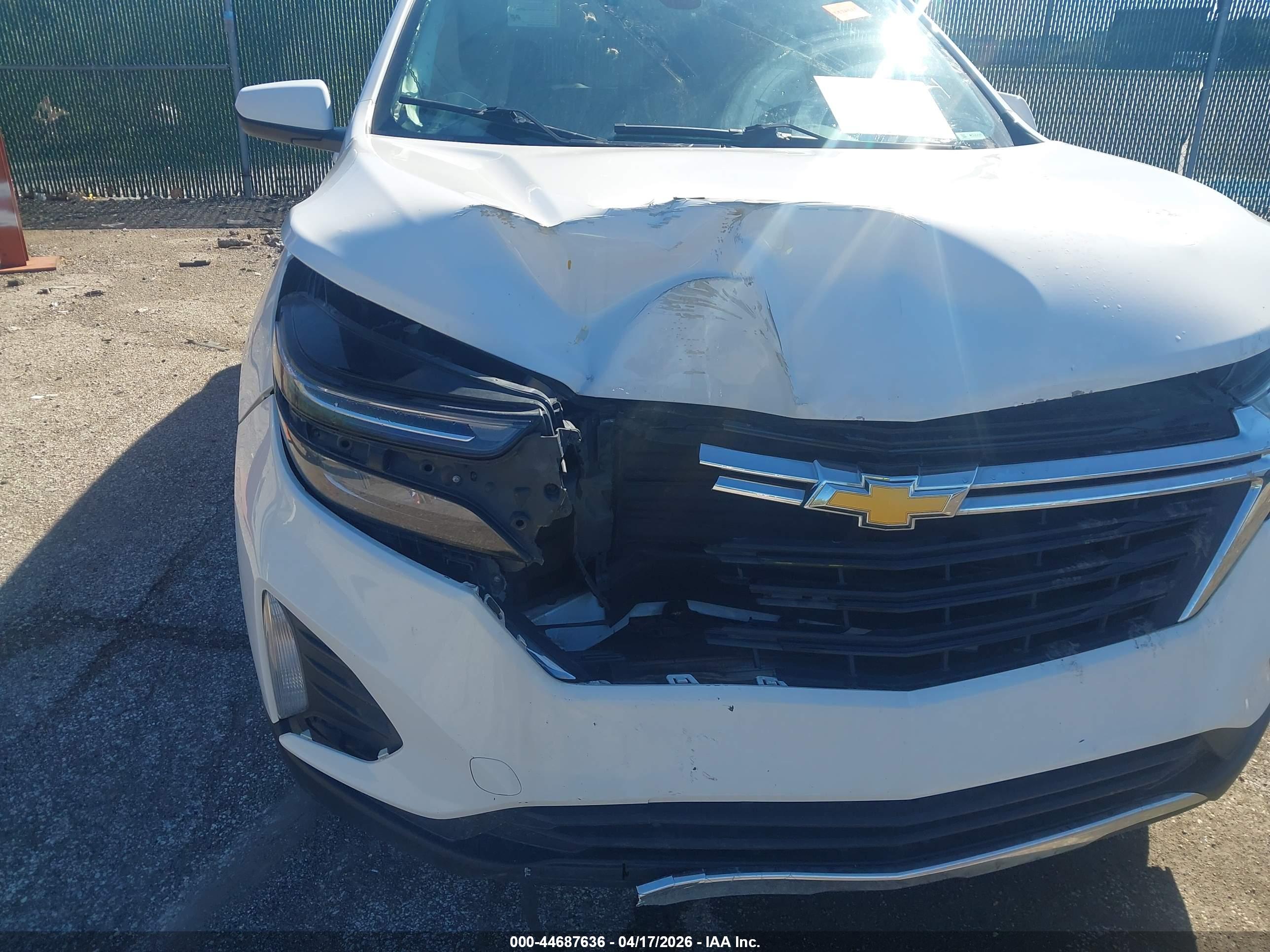 CHEVROLET EQUINOX image 6
