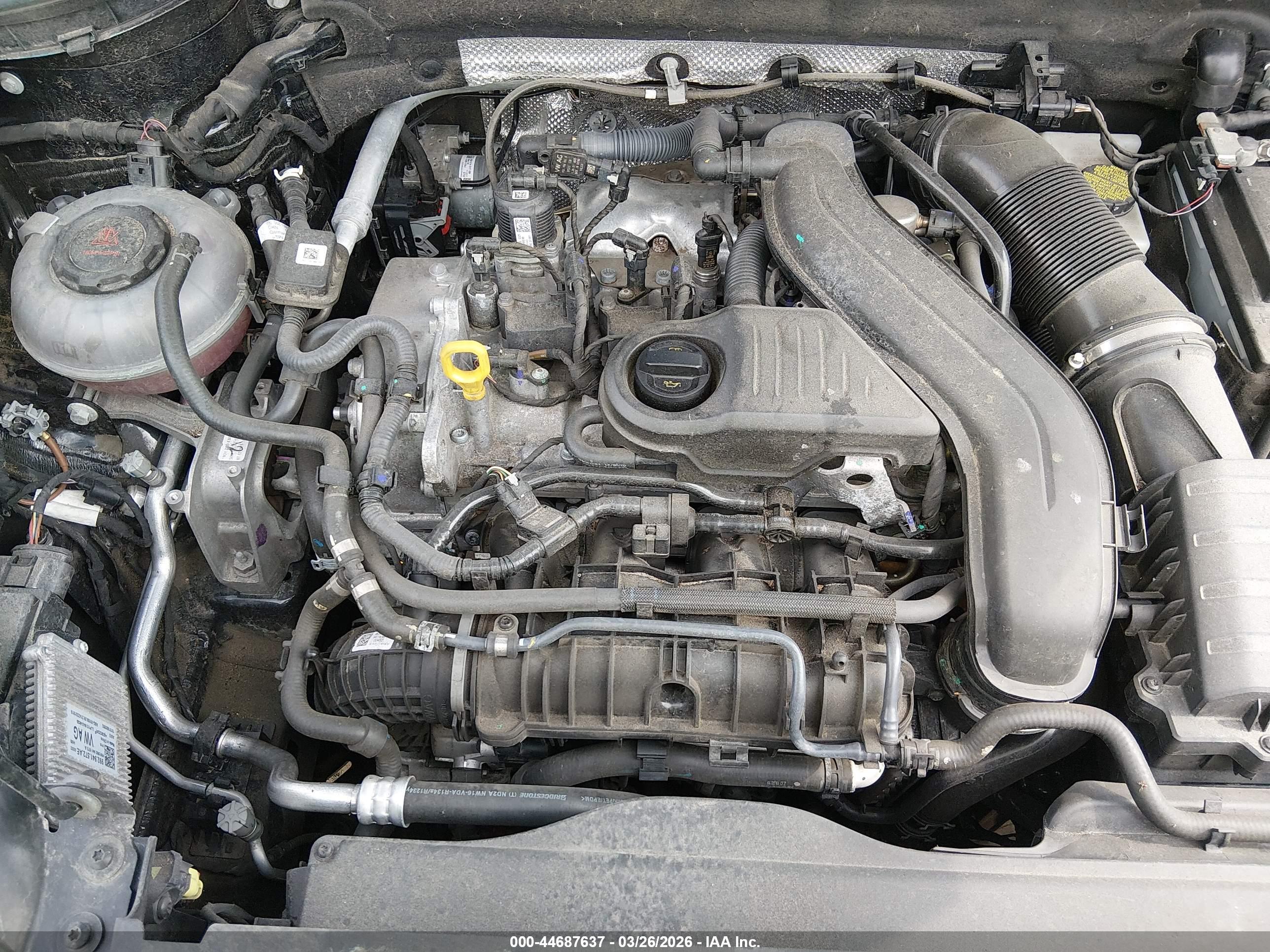 VOLKSWAGEN TAOS image 10