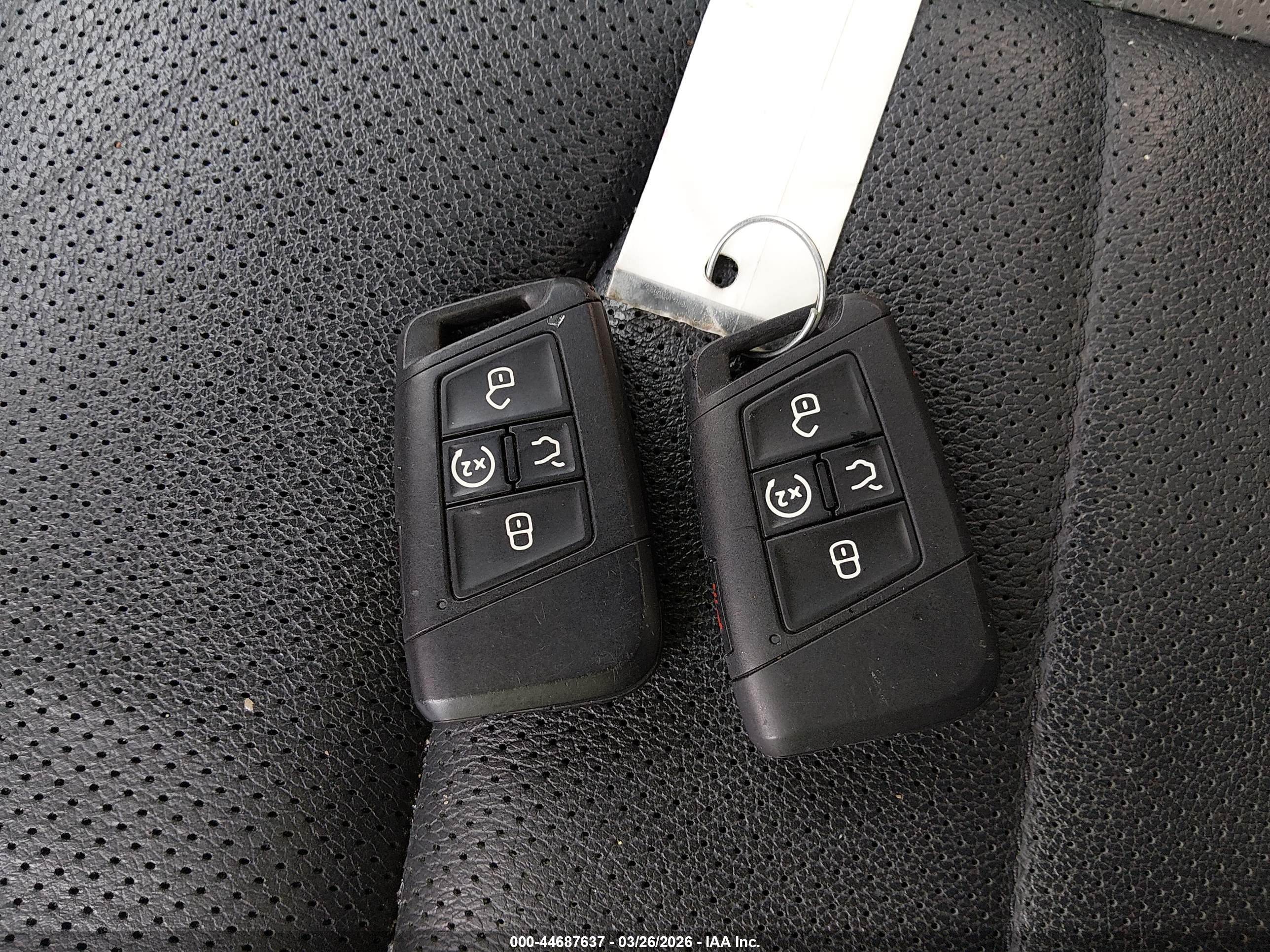VOLKSWAGEN TAOS image 11