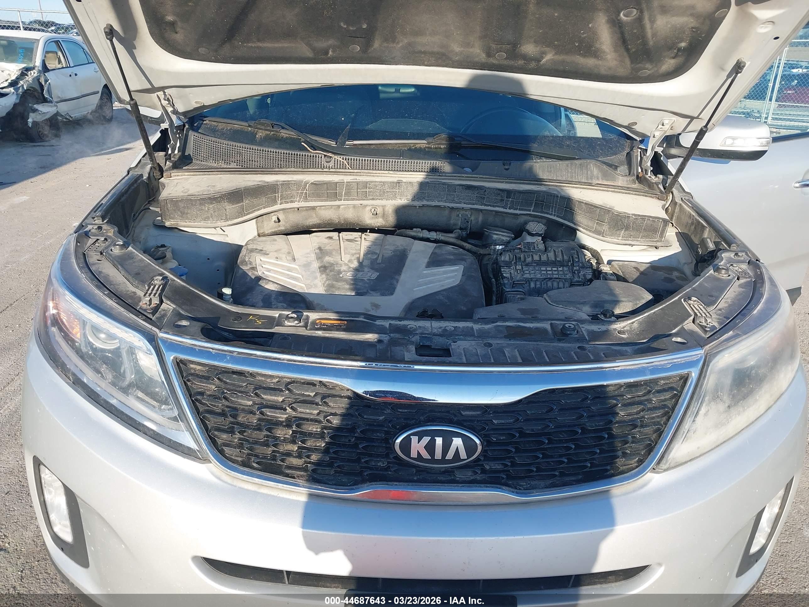 KIA SORENTO image 10