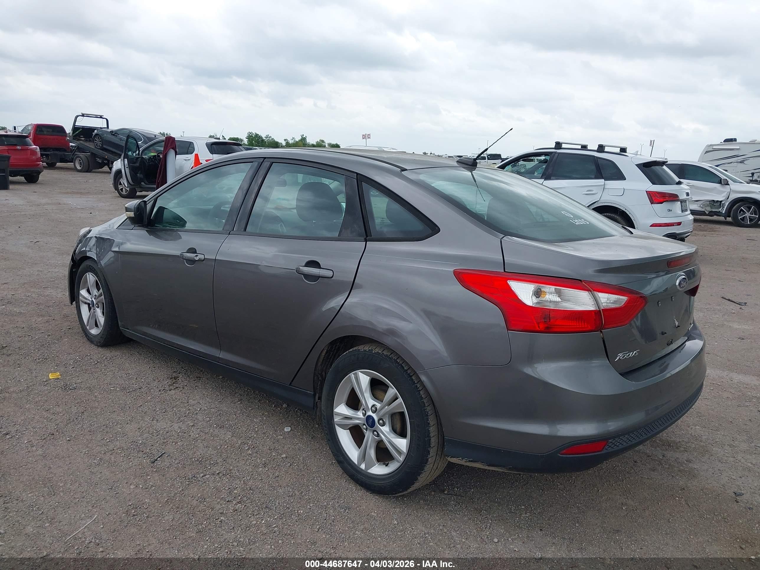 FORD FOCUS image 3