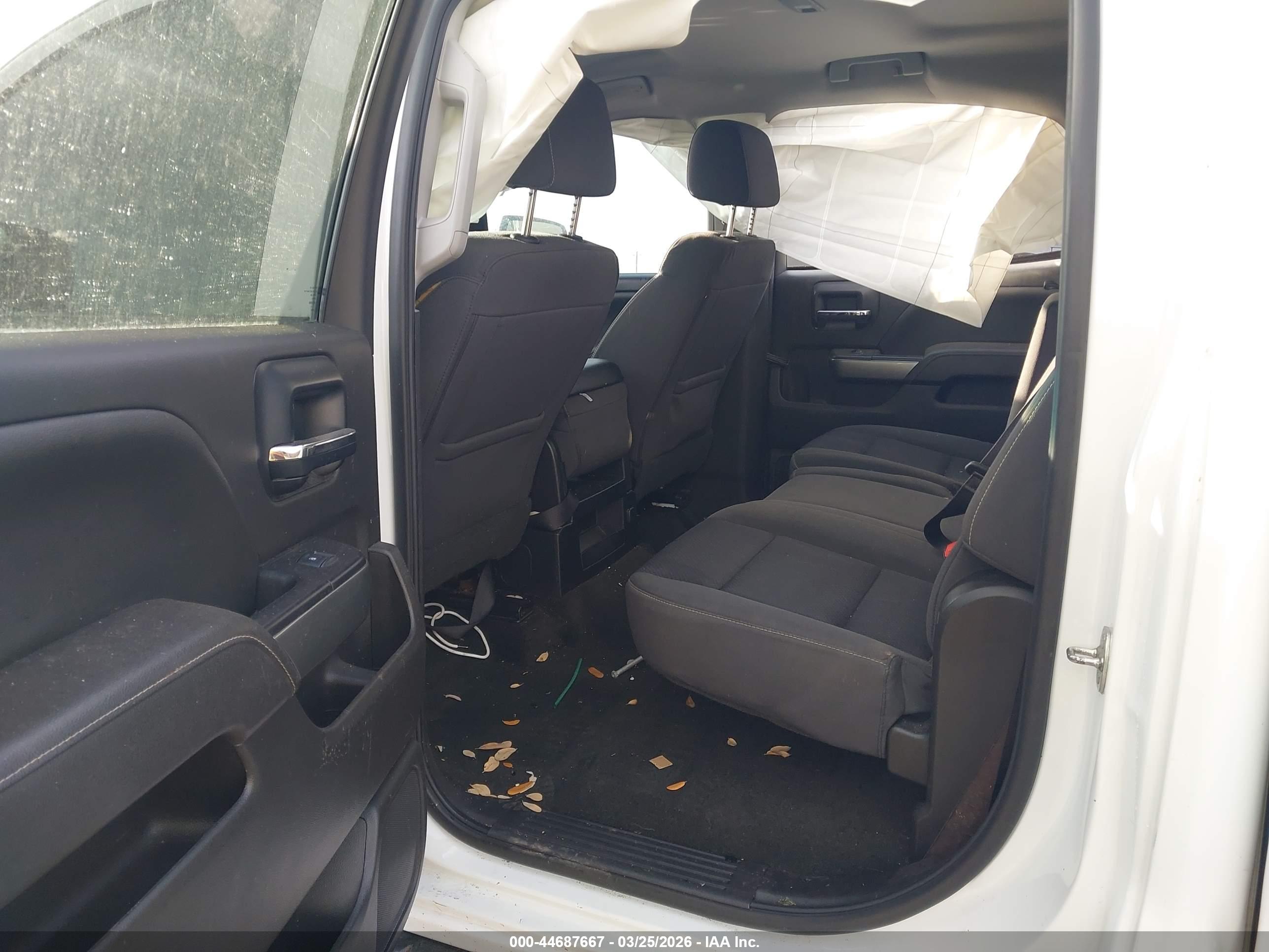 CHEVROLET SILVERADO image 8