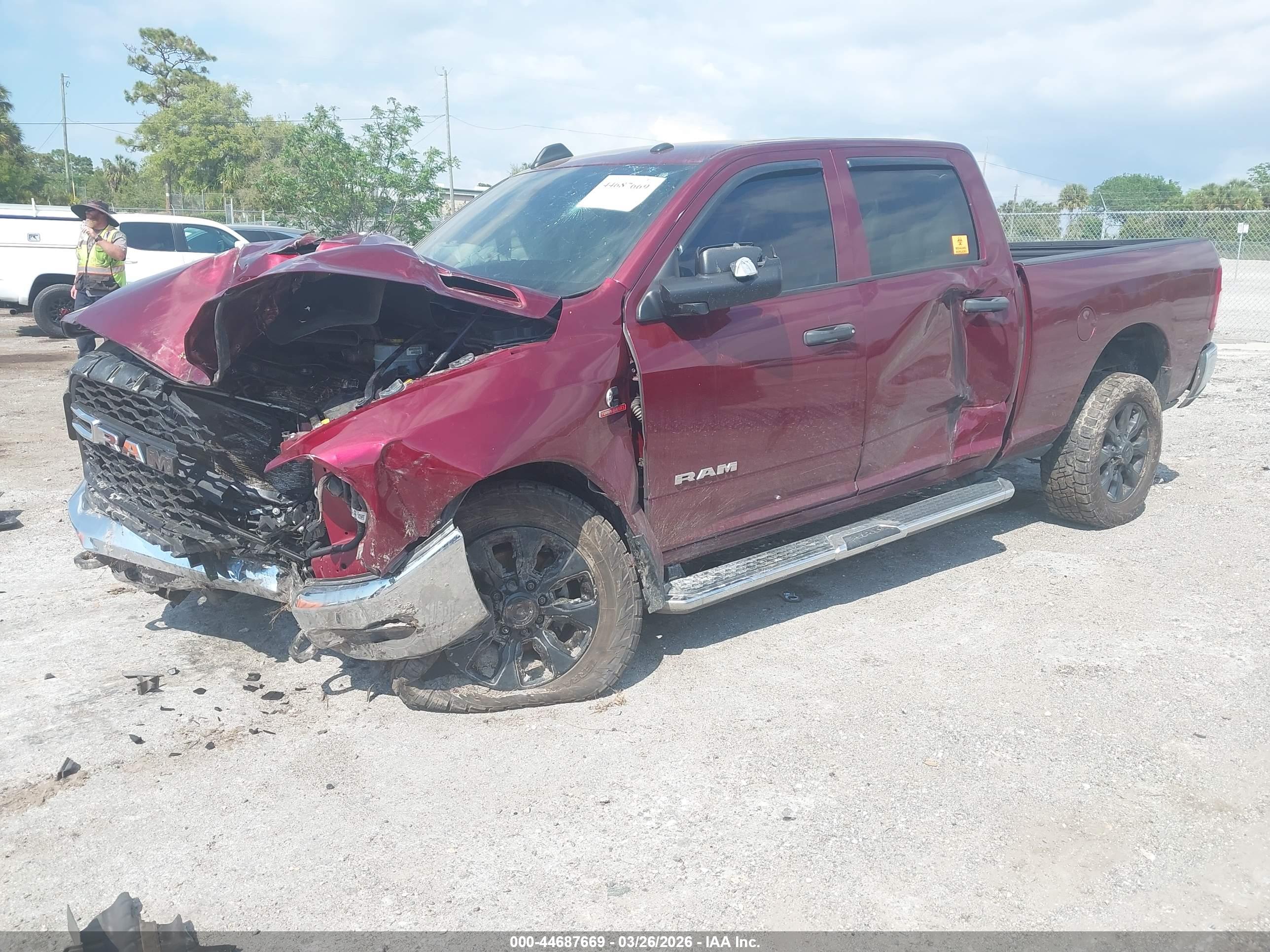RAM 2500 image 2