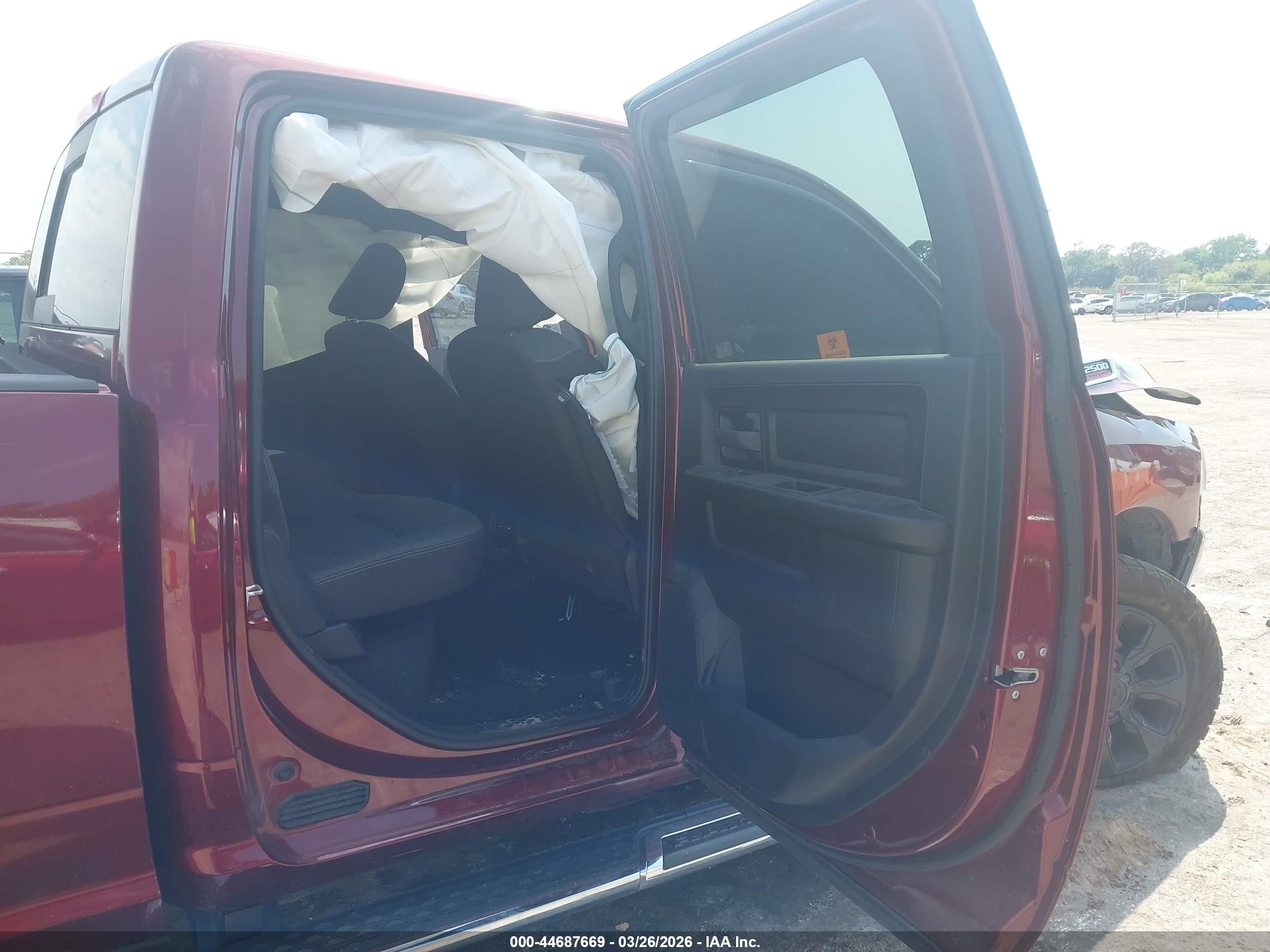 RAM 2500 image 8