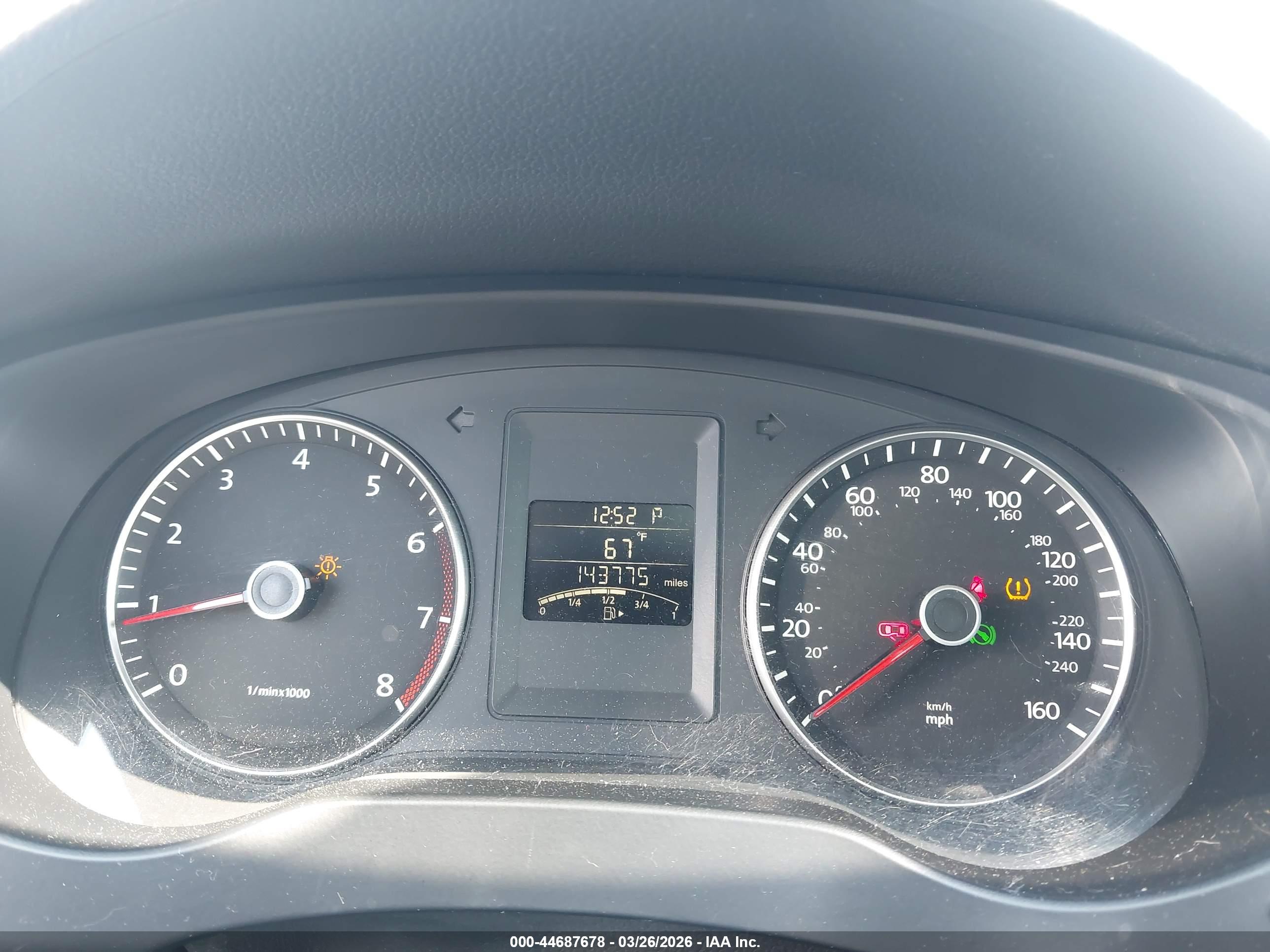 VOLKSWAGEN JETTA image 7