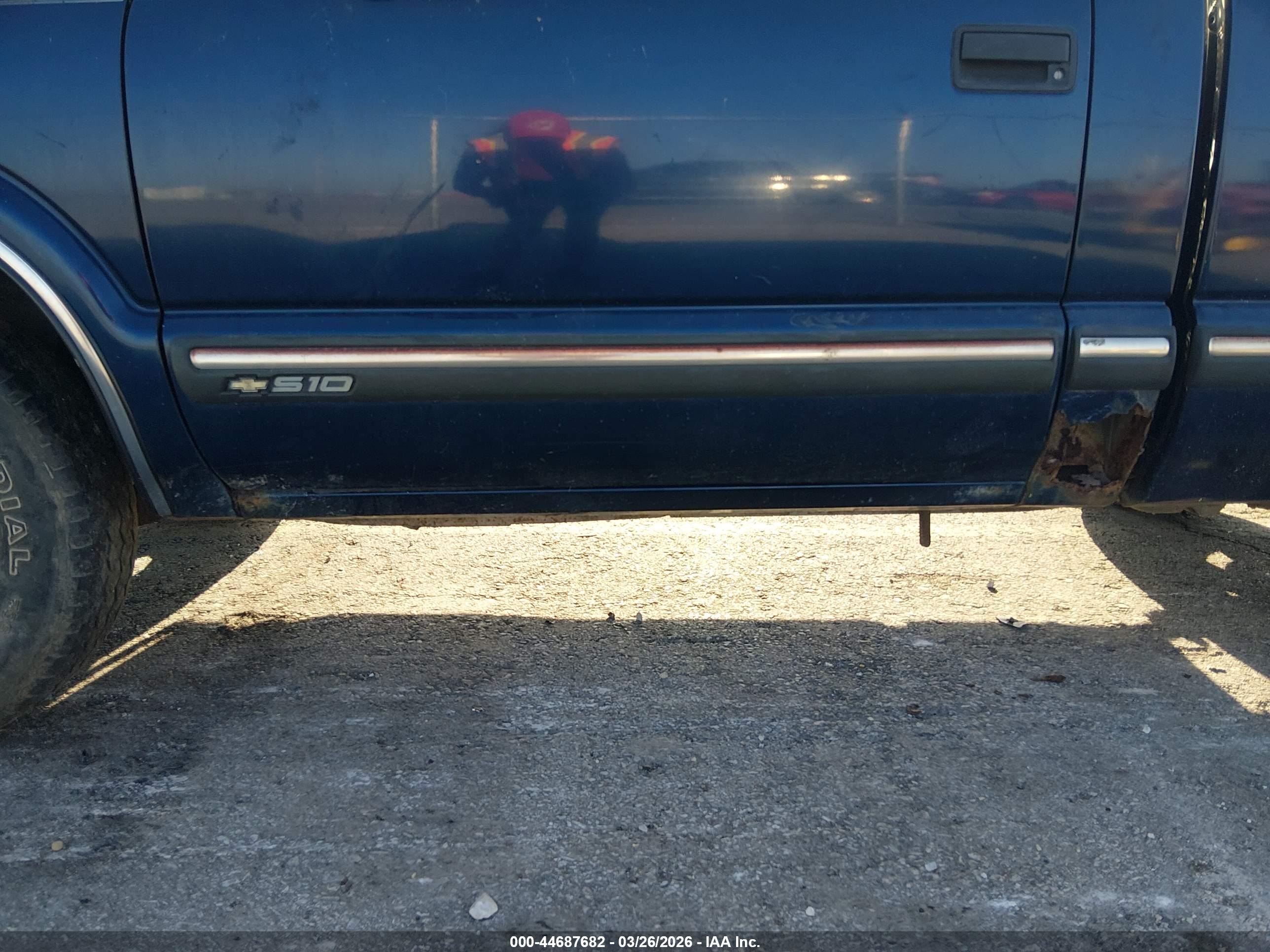 CHEVROLET S-10 image 6