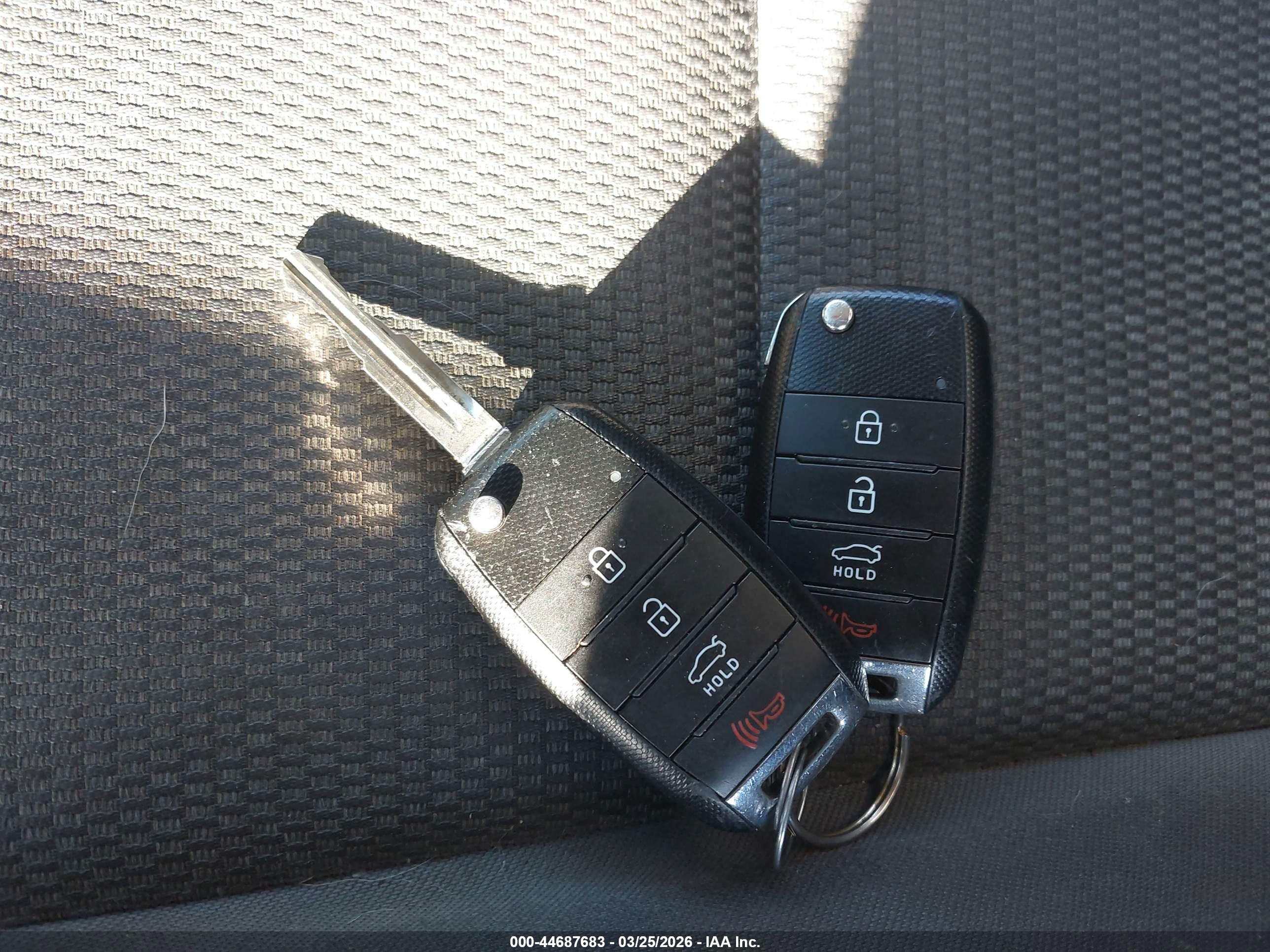 KIA FORTE image 11