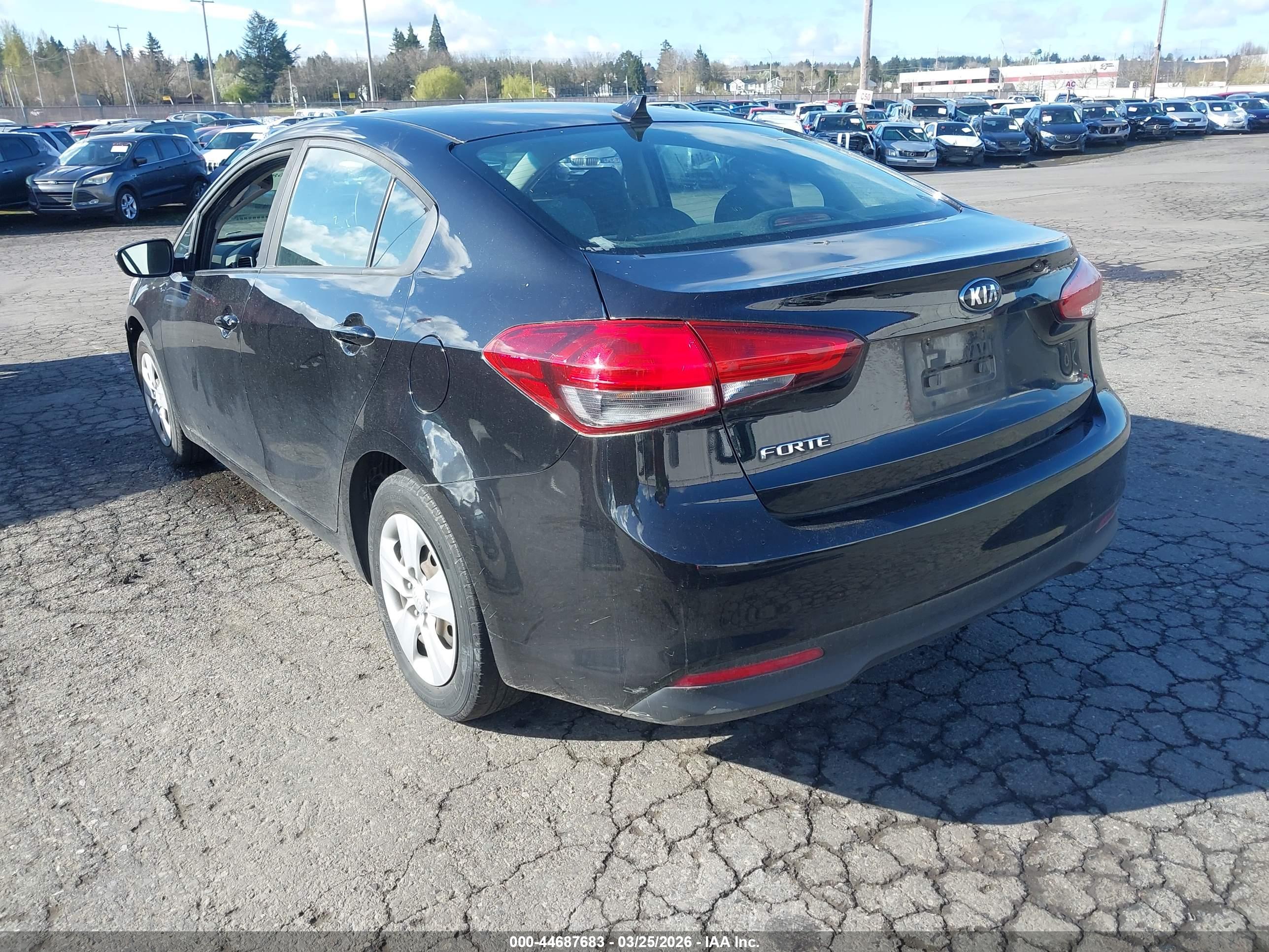 KIA FORTE image 3