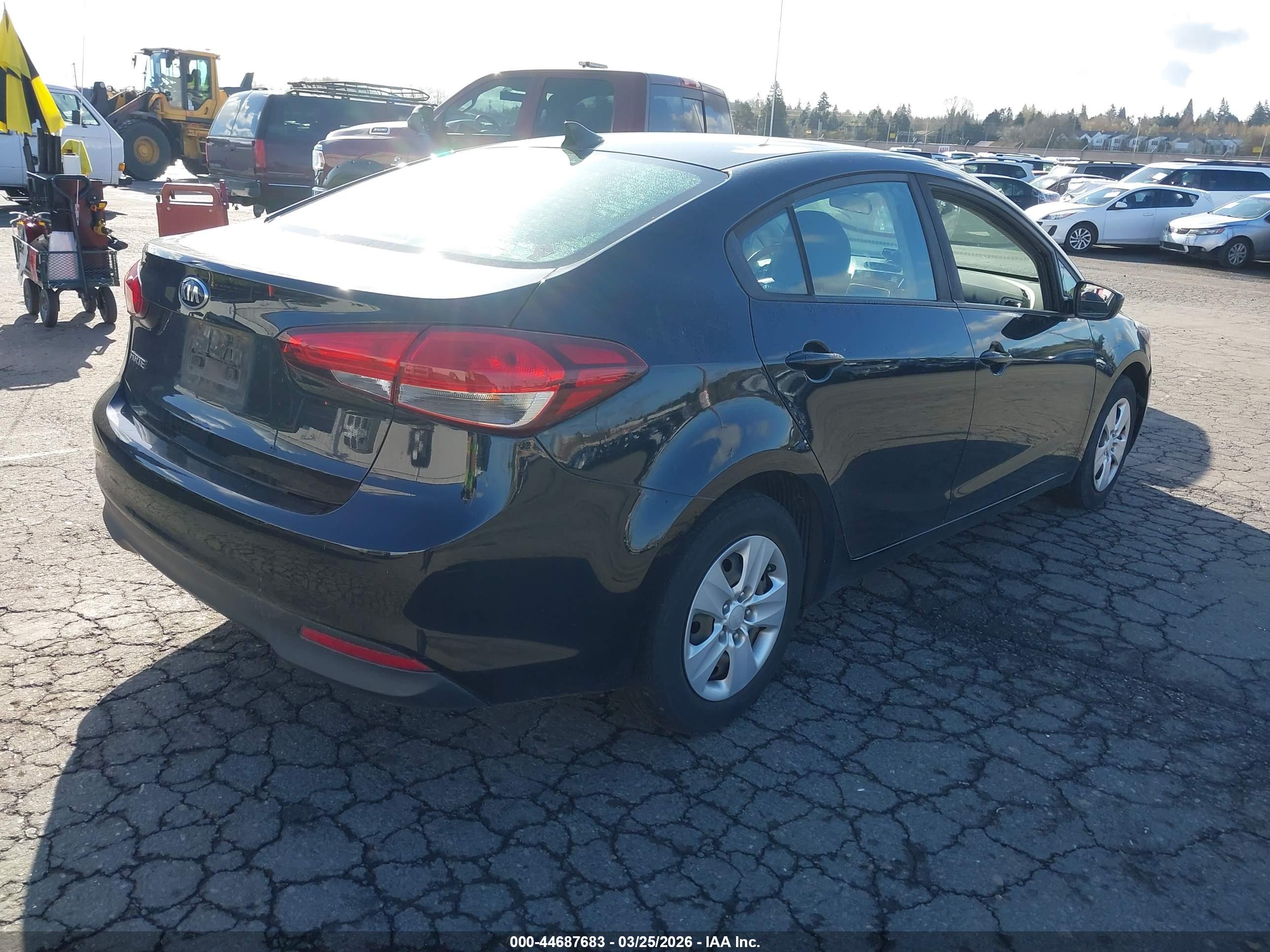 KIA FORTE image 4