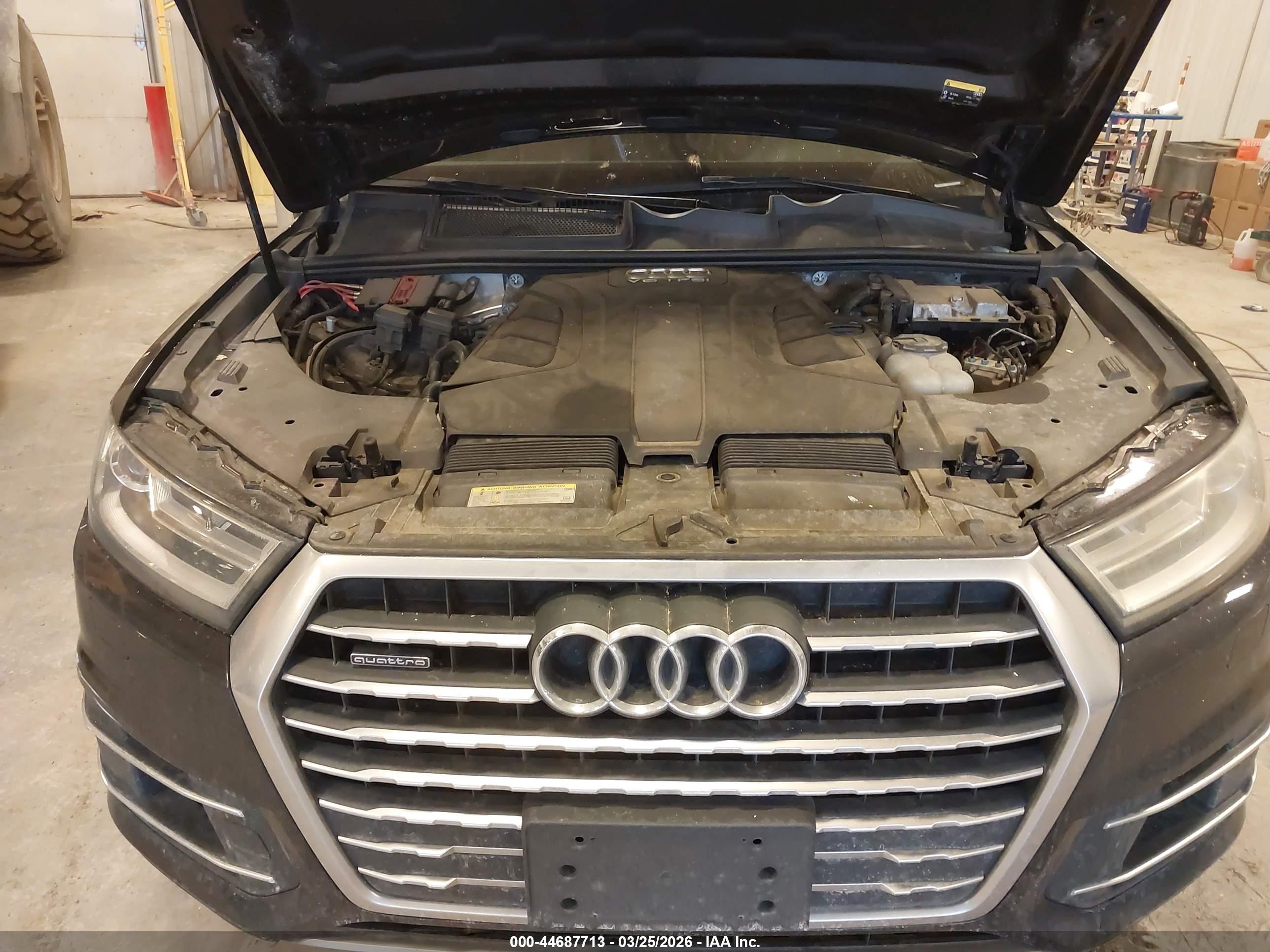 AUDI Q7 image 10
