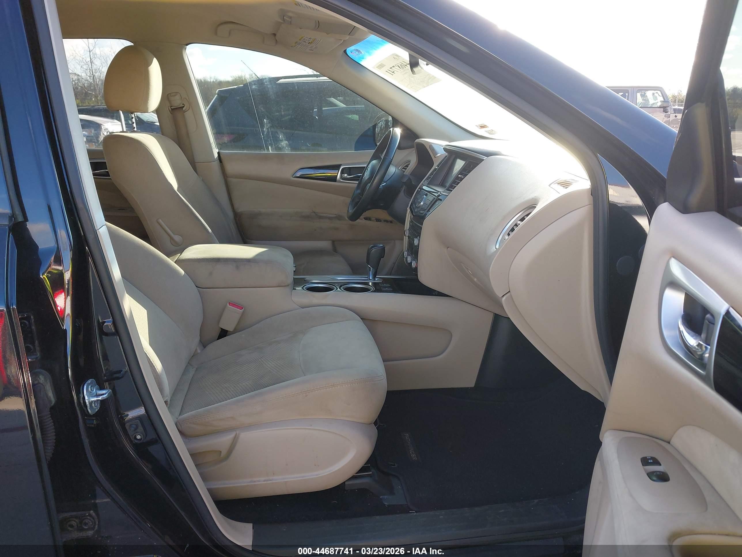 NISSAN PATHFINDER image 5