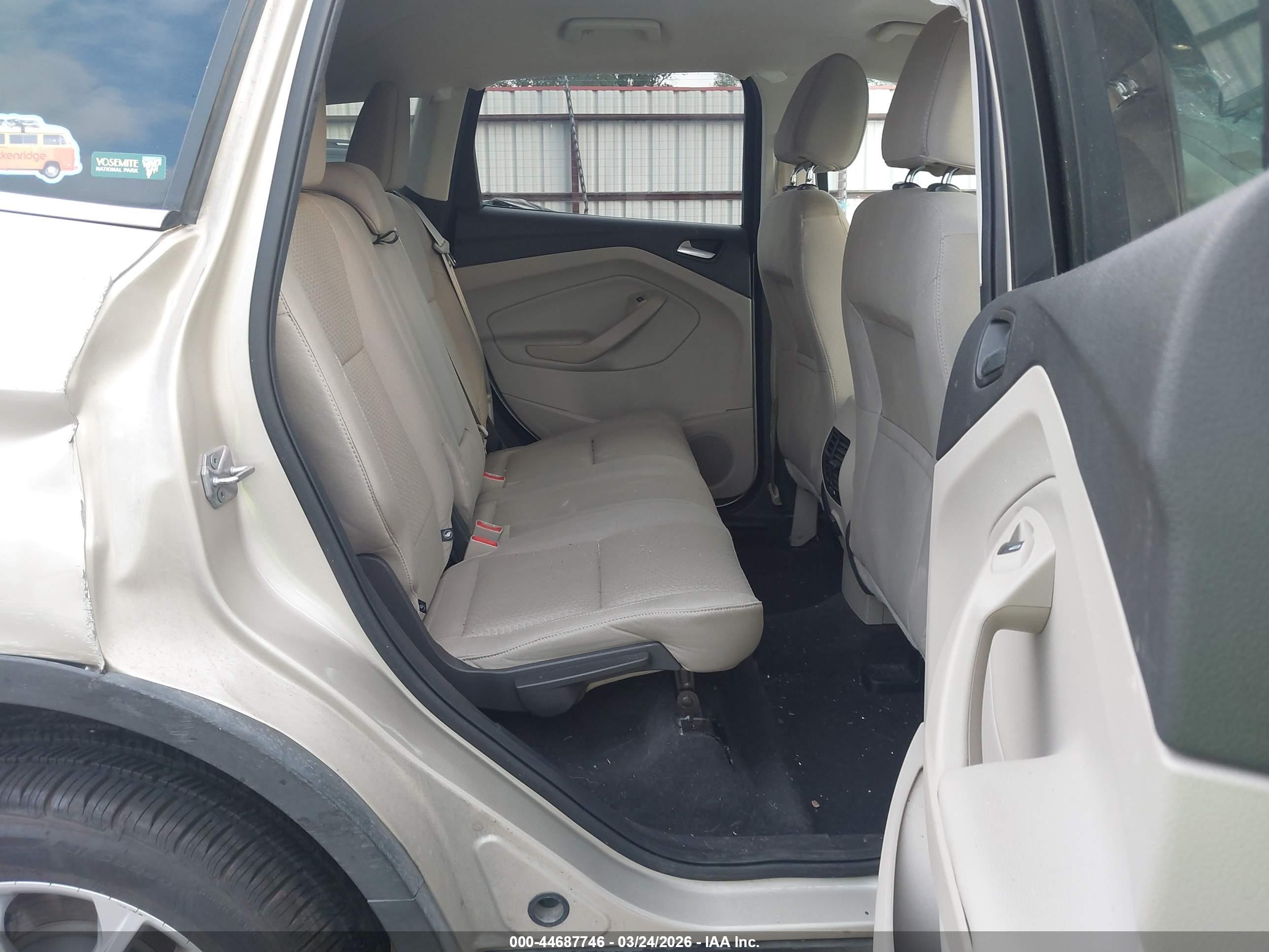 FORD ESCAPE image 8