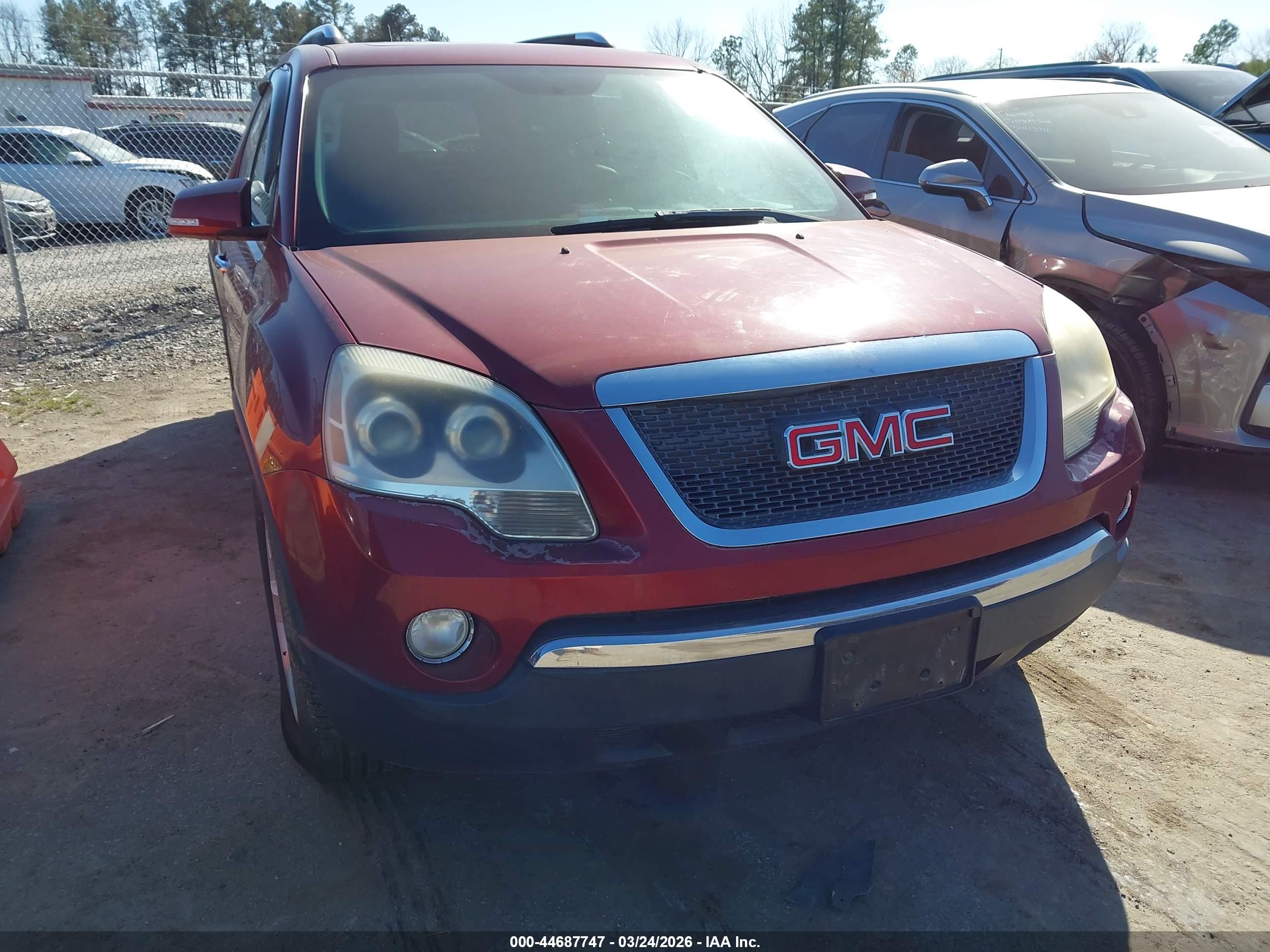 GMC ACADIA image 6