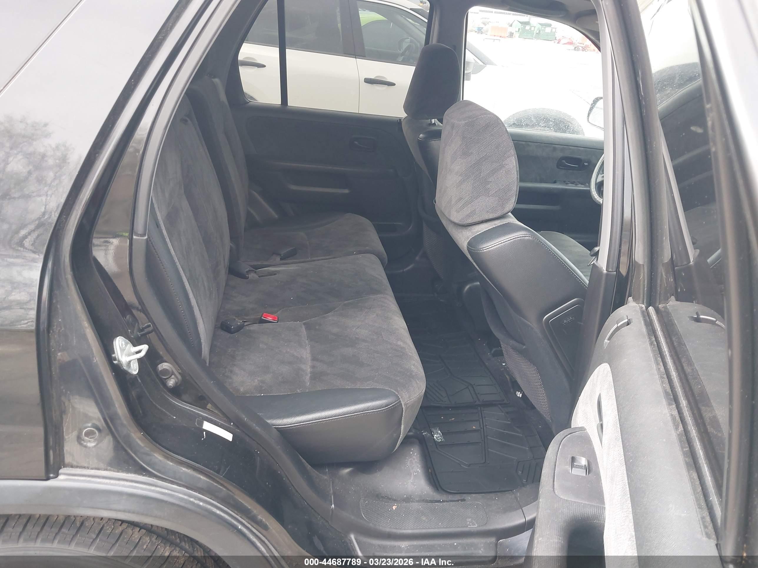 HONDA CR-V image 8