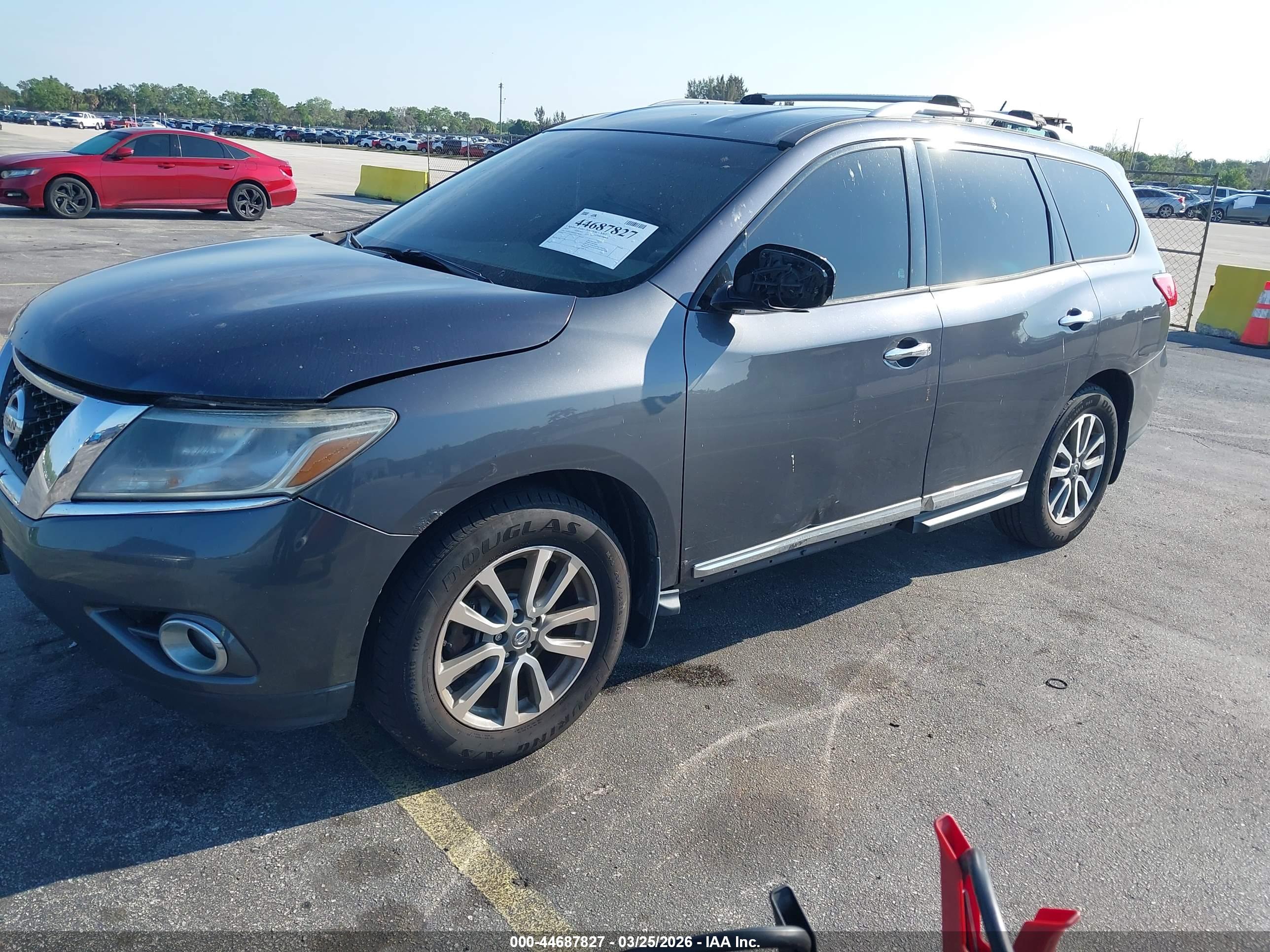 NISSAN PATHFINDER image 2