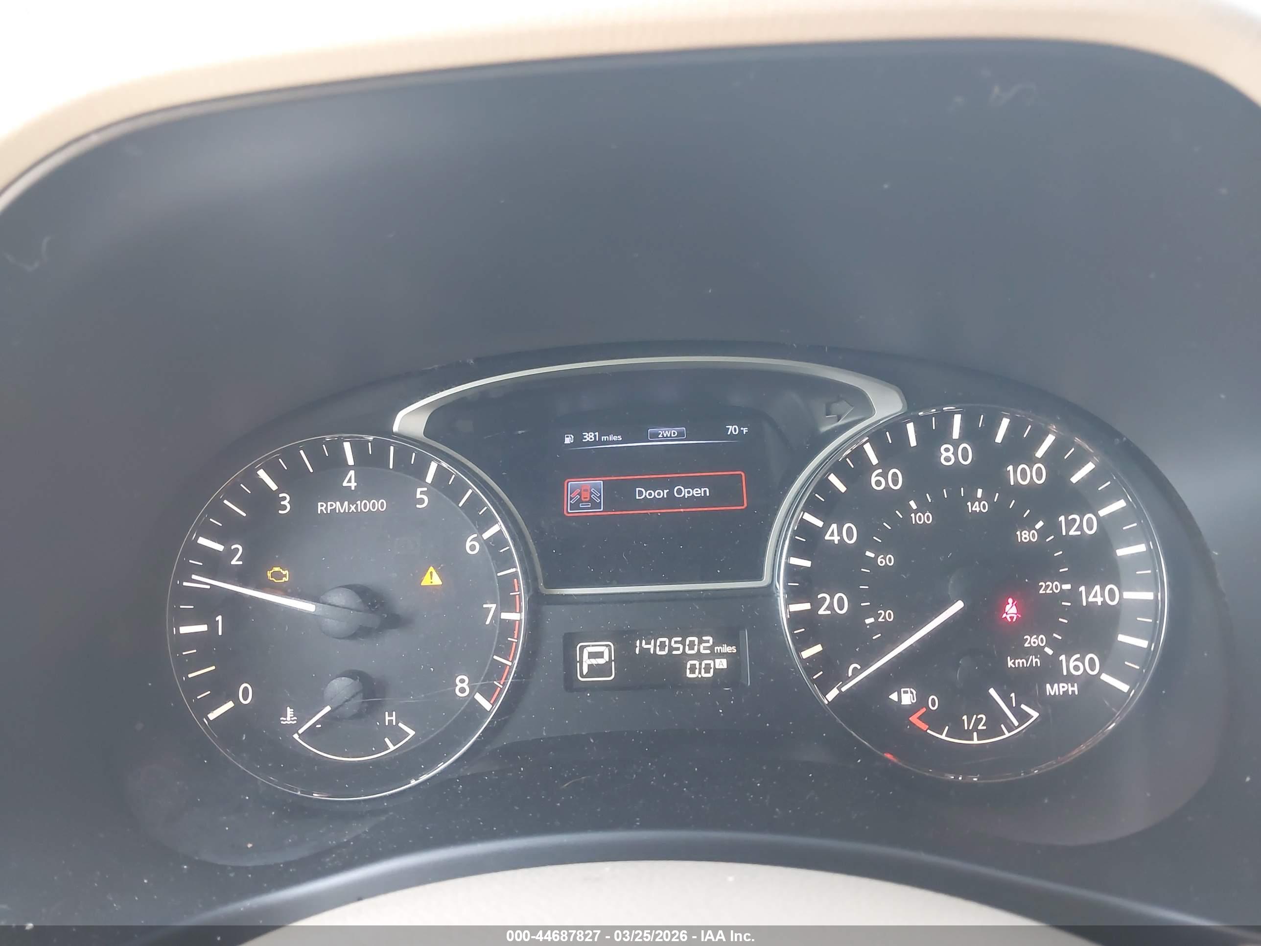 NISSAN PATHFINDER image 7