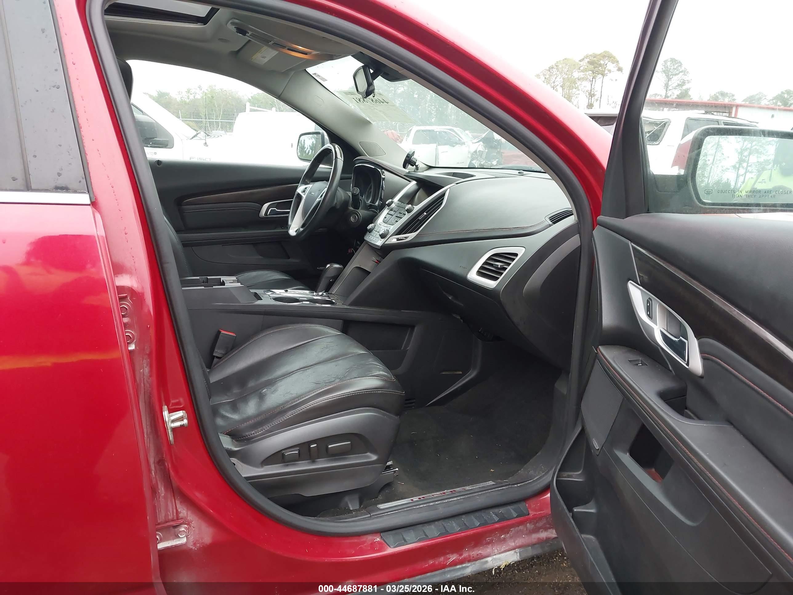 GMC TERRAIN image 5