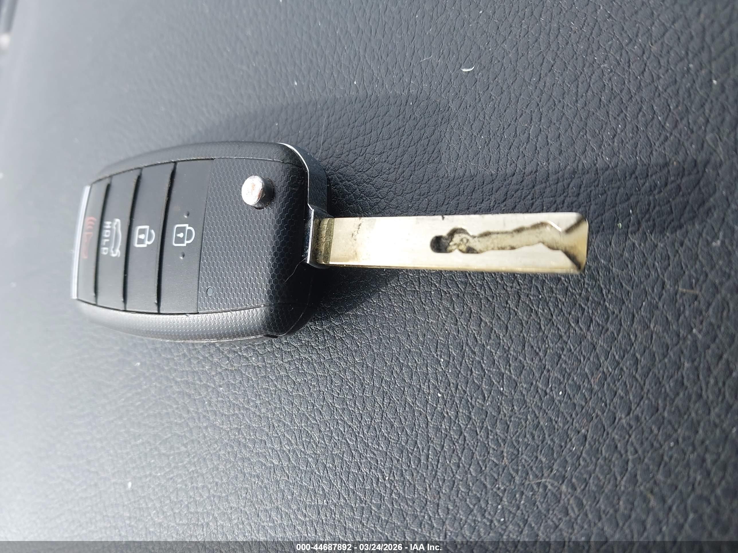 KIA RIO image 11