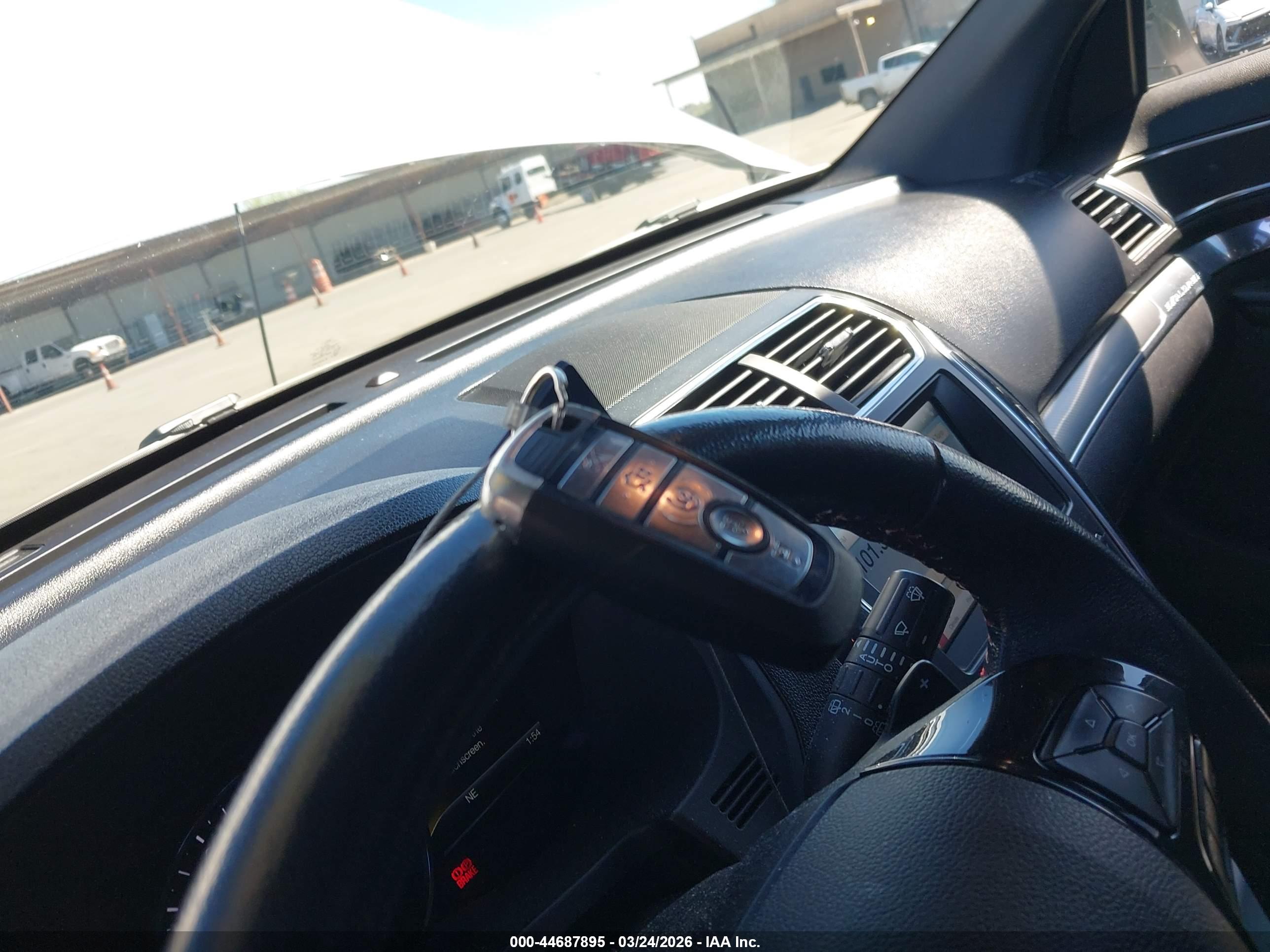 FORD EXPLORER image 11